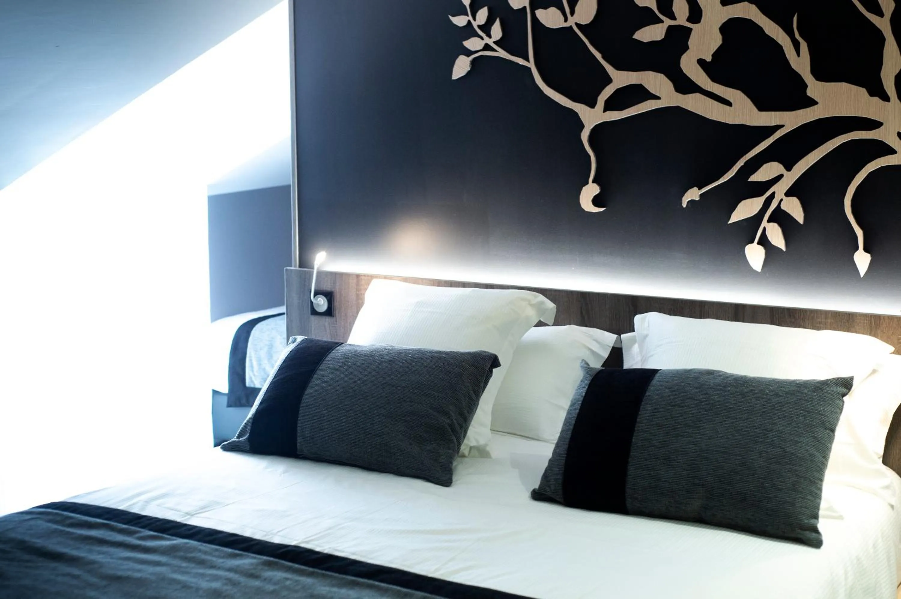 Photo of the whole room, Bed in Quality Hotel Clermont Kennedy