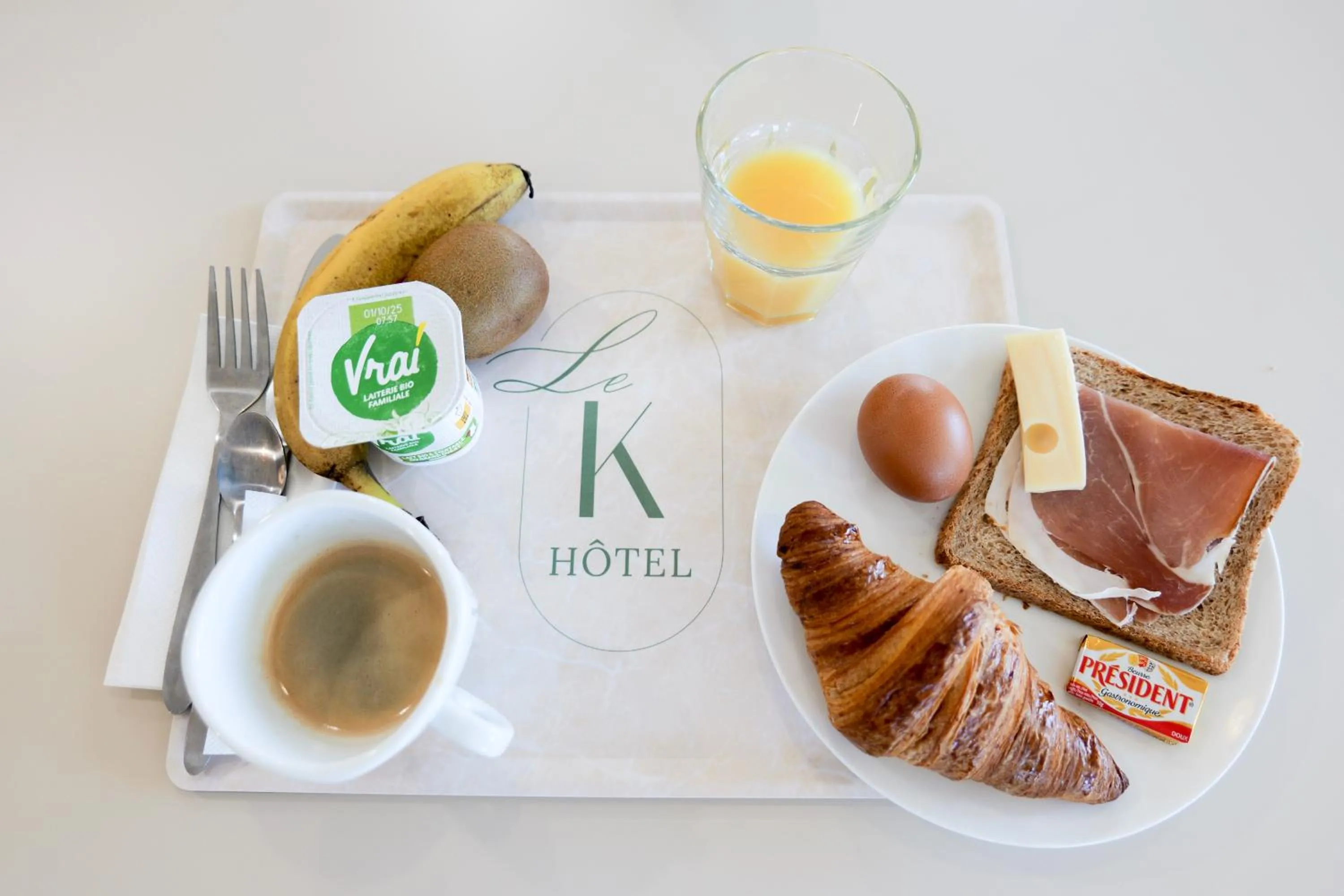 Breakfast in Hôtel Le Kennedy, Clermont-Ferrand, The Originals Relais
