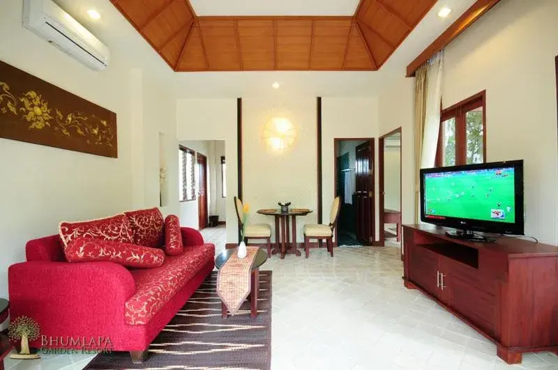 Deluxe Garden Villa in Bhumlapa Garden Resort Deluxe Garden Villa in Bhumlapa Garden Resort