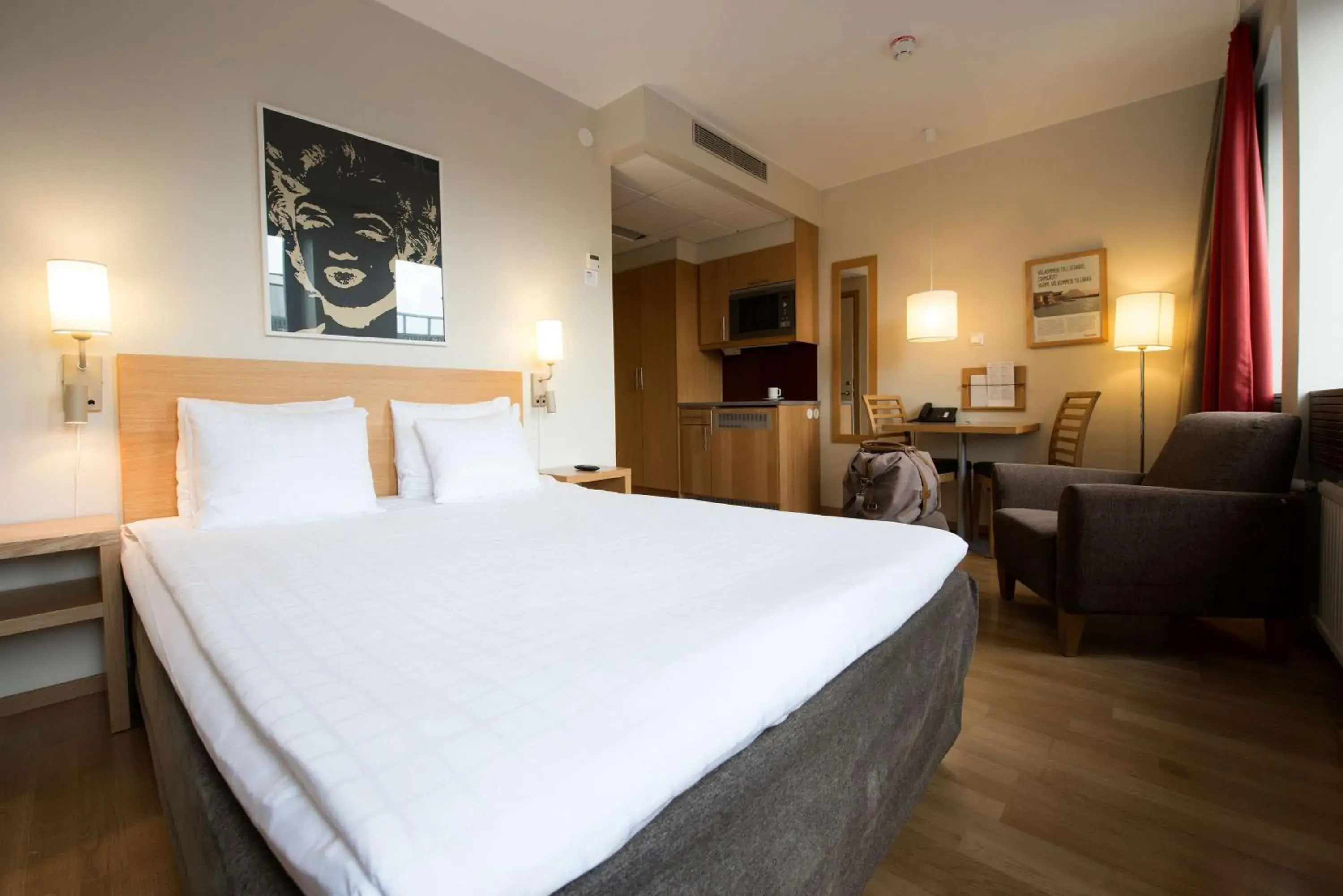 Standard Double Room in Scandic Malmö City Standard Double Room in Scandic Malmö City