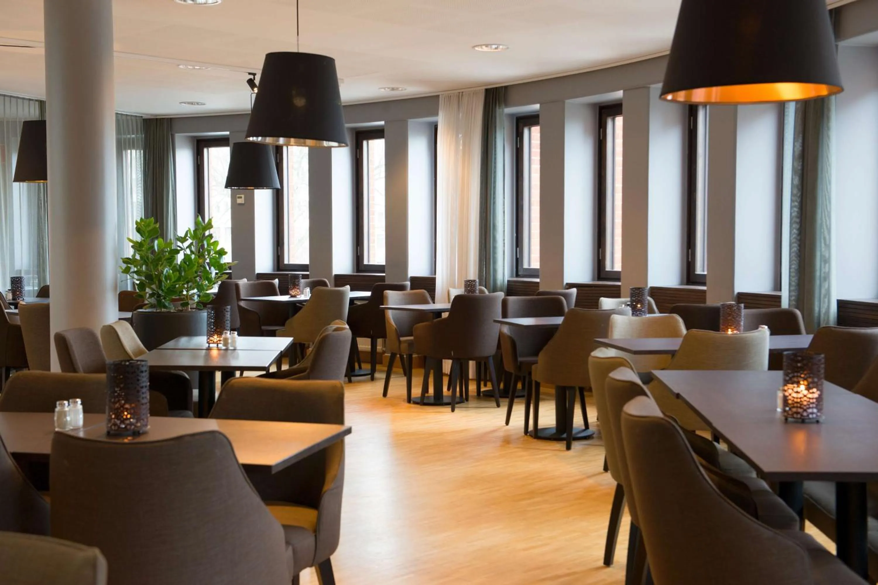 Restaurant/places to eat in Scandic Malmö City