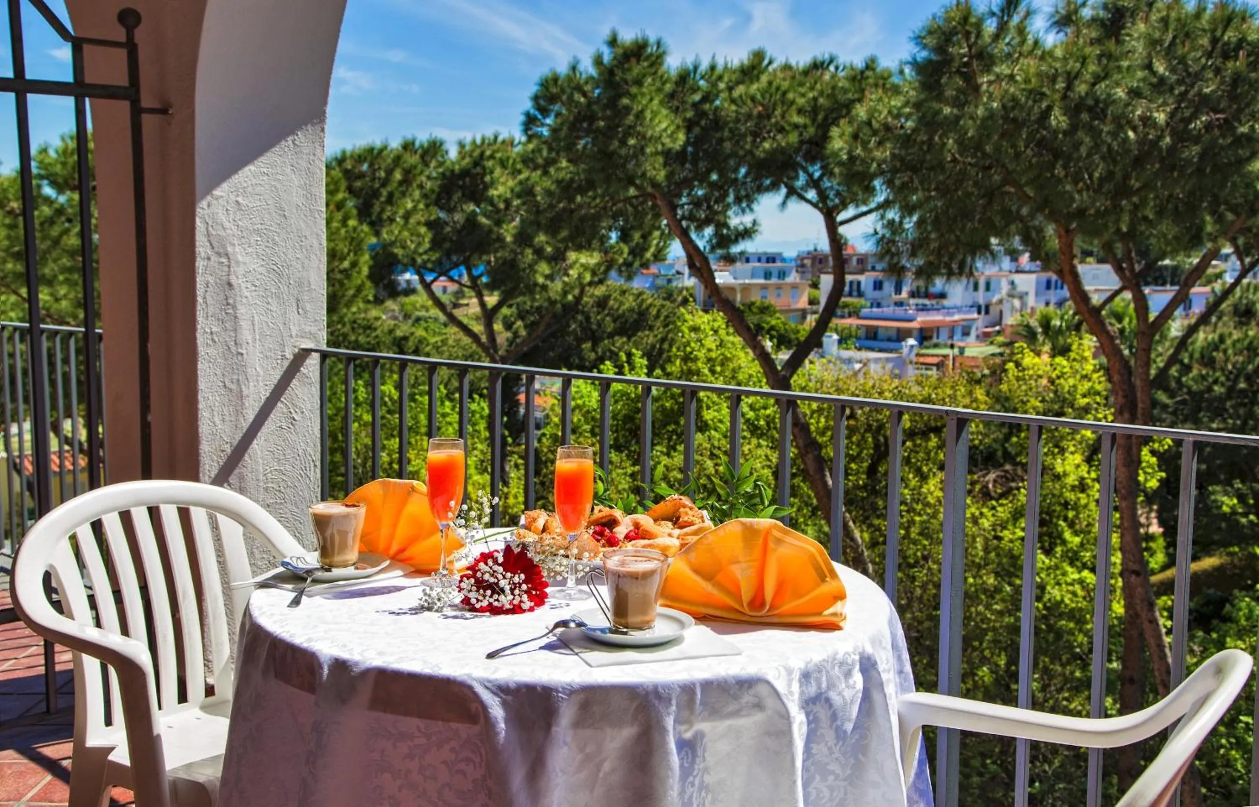 Restaurant/places to eat in Hotel San Valentino Terme