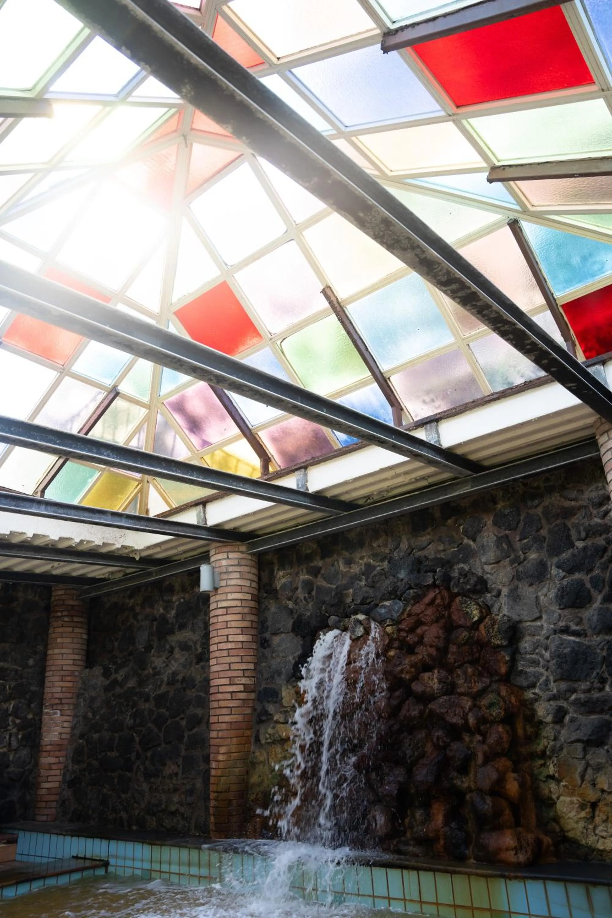 Swimming pool in Hotel San Valentino Terme