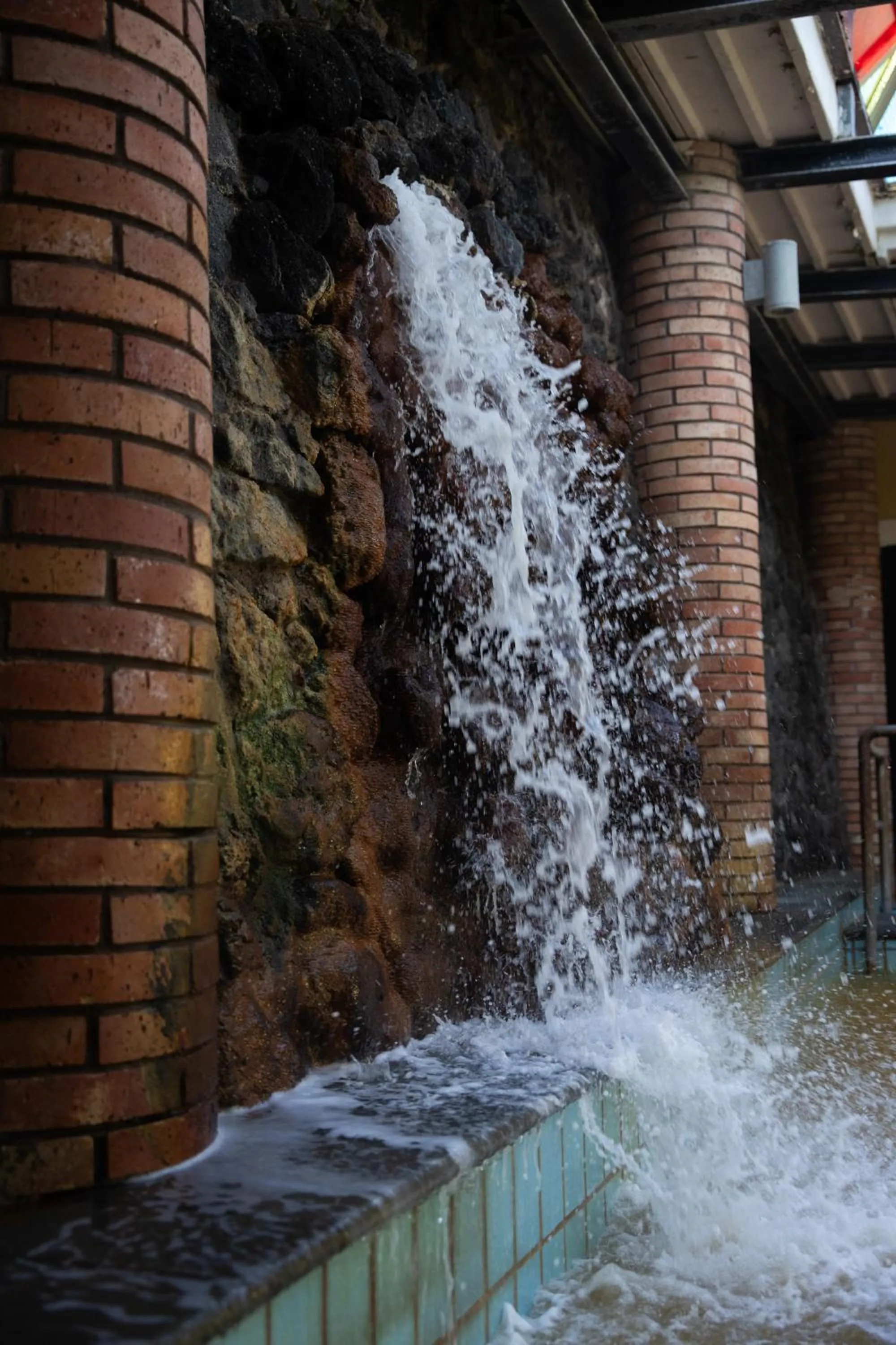 Swimming pool in Hotel San Valentino Terme