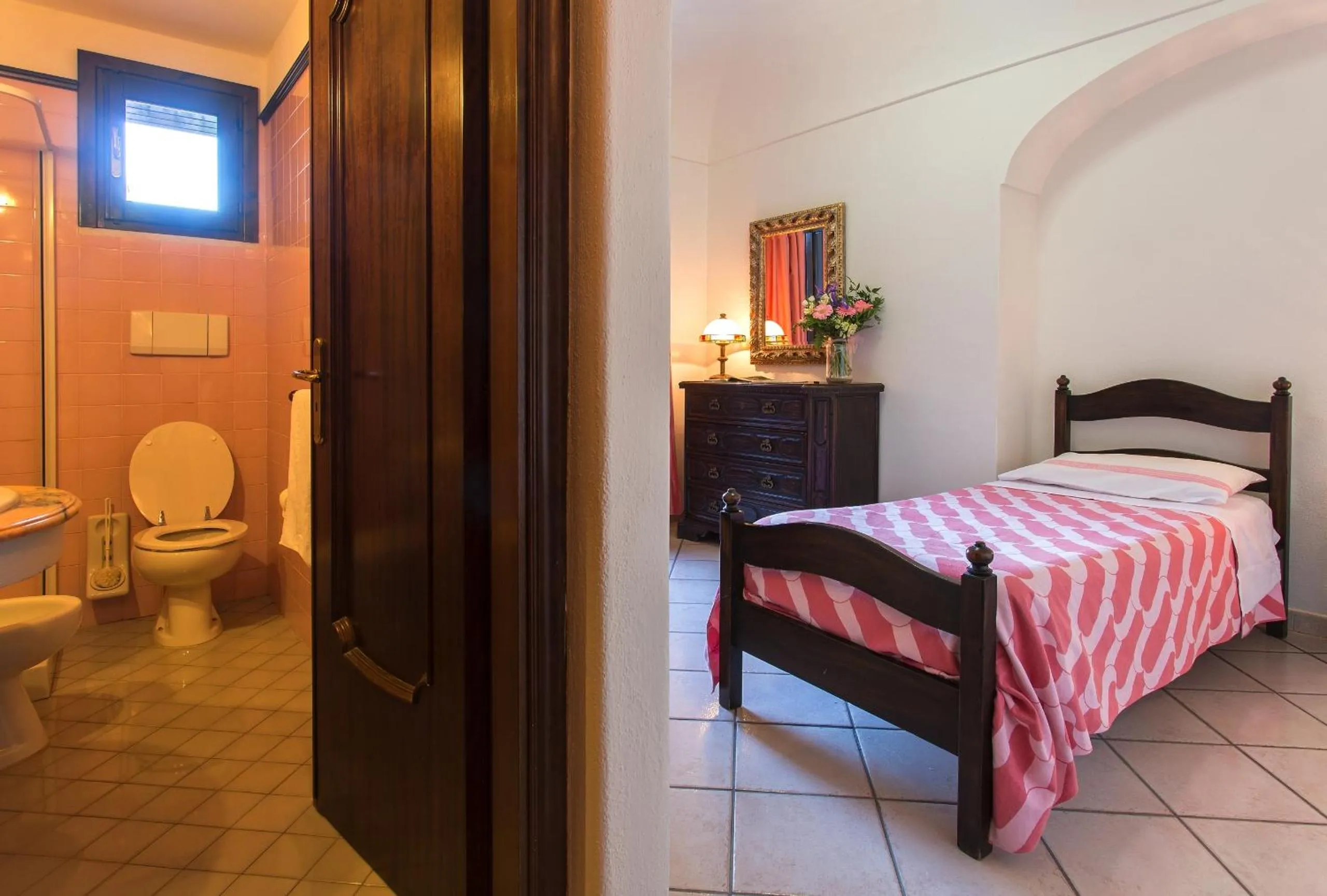 Photo of the whole room, Bed in Hotel San Valentino Terme