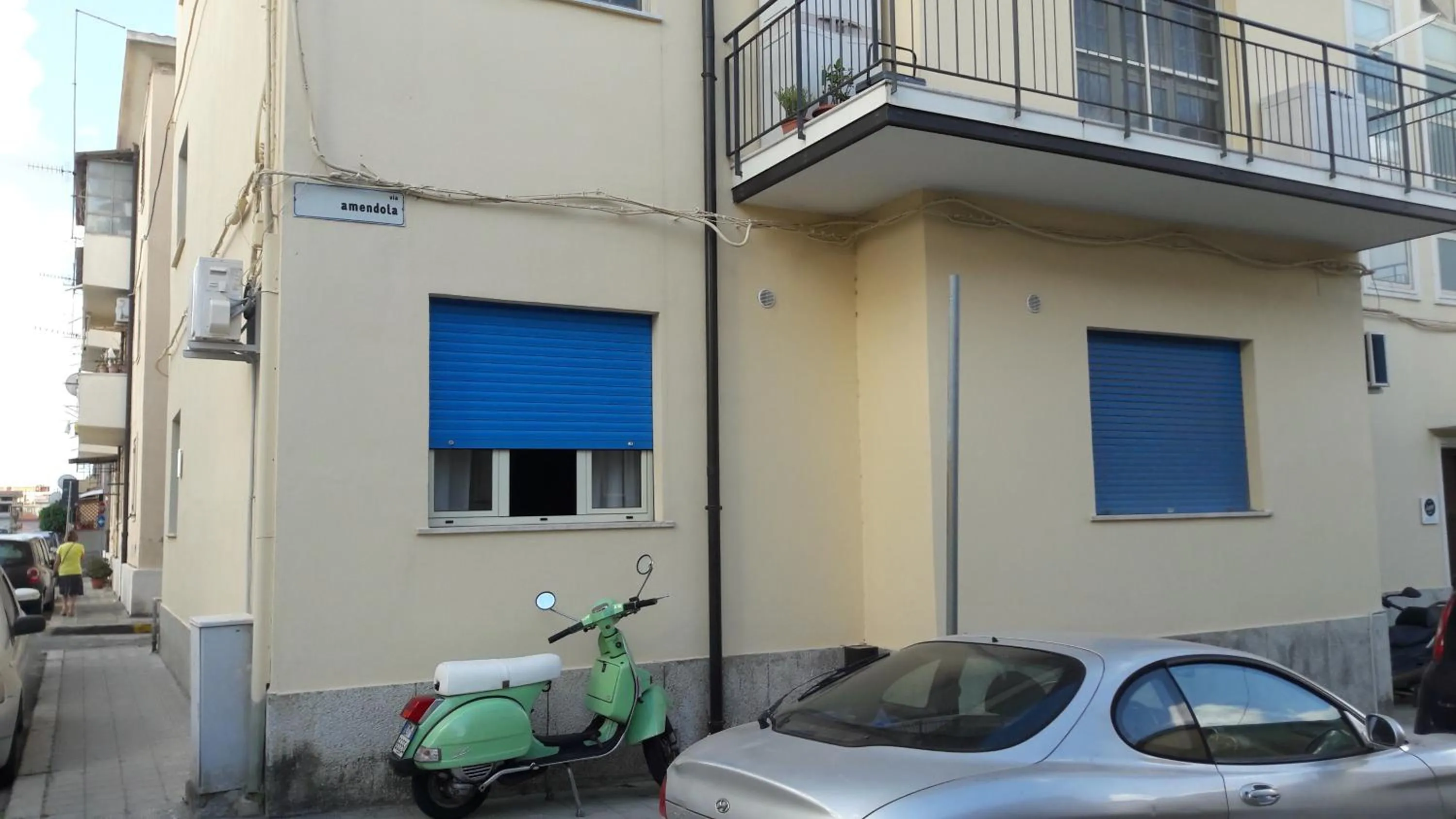 Facade/entrance in B&B enjoy music