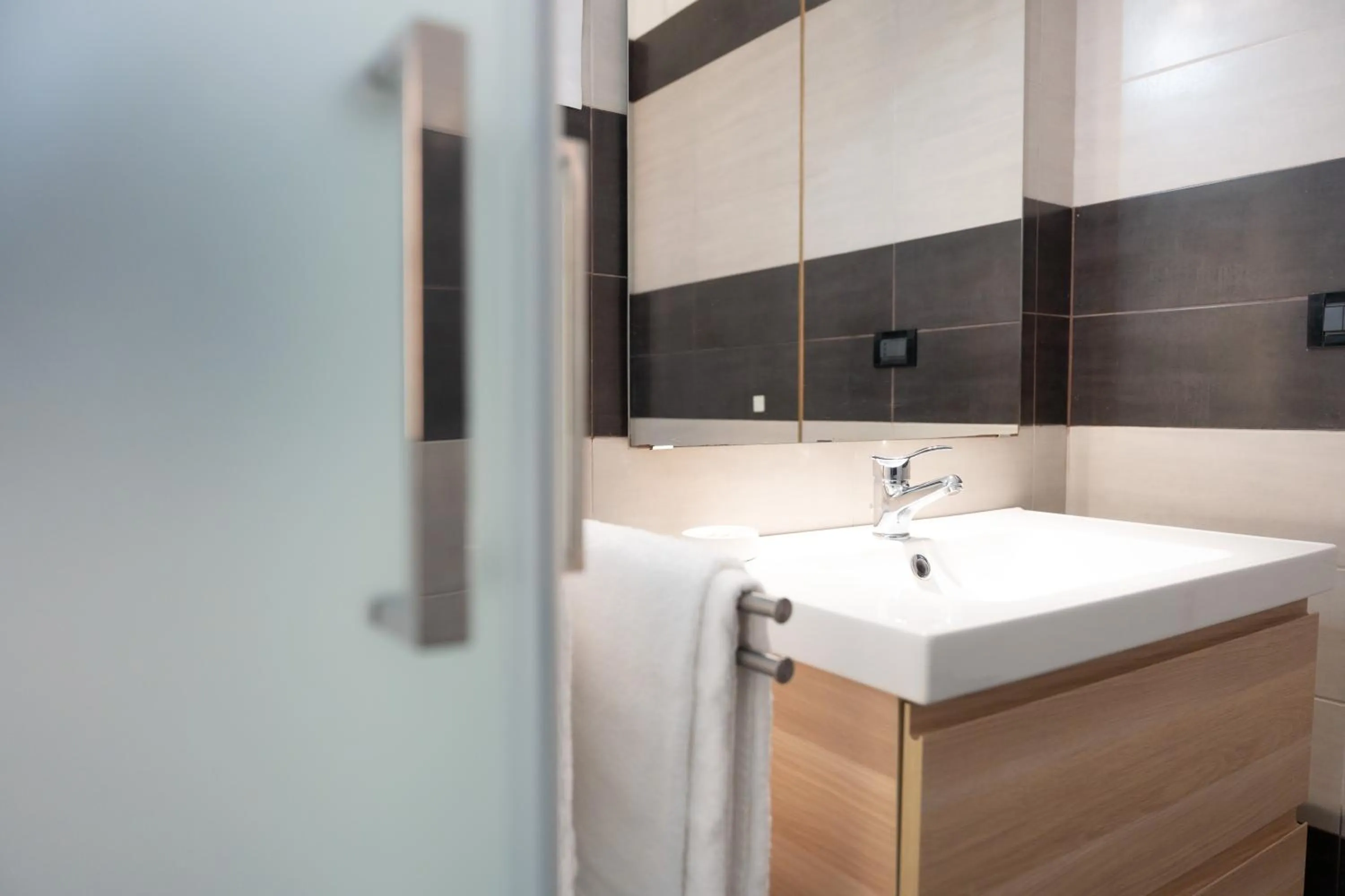 Shower in B&B enjoy music