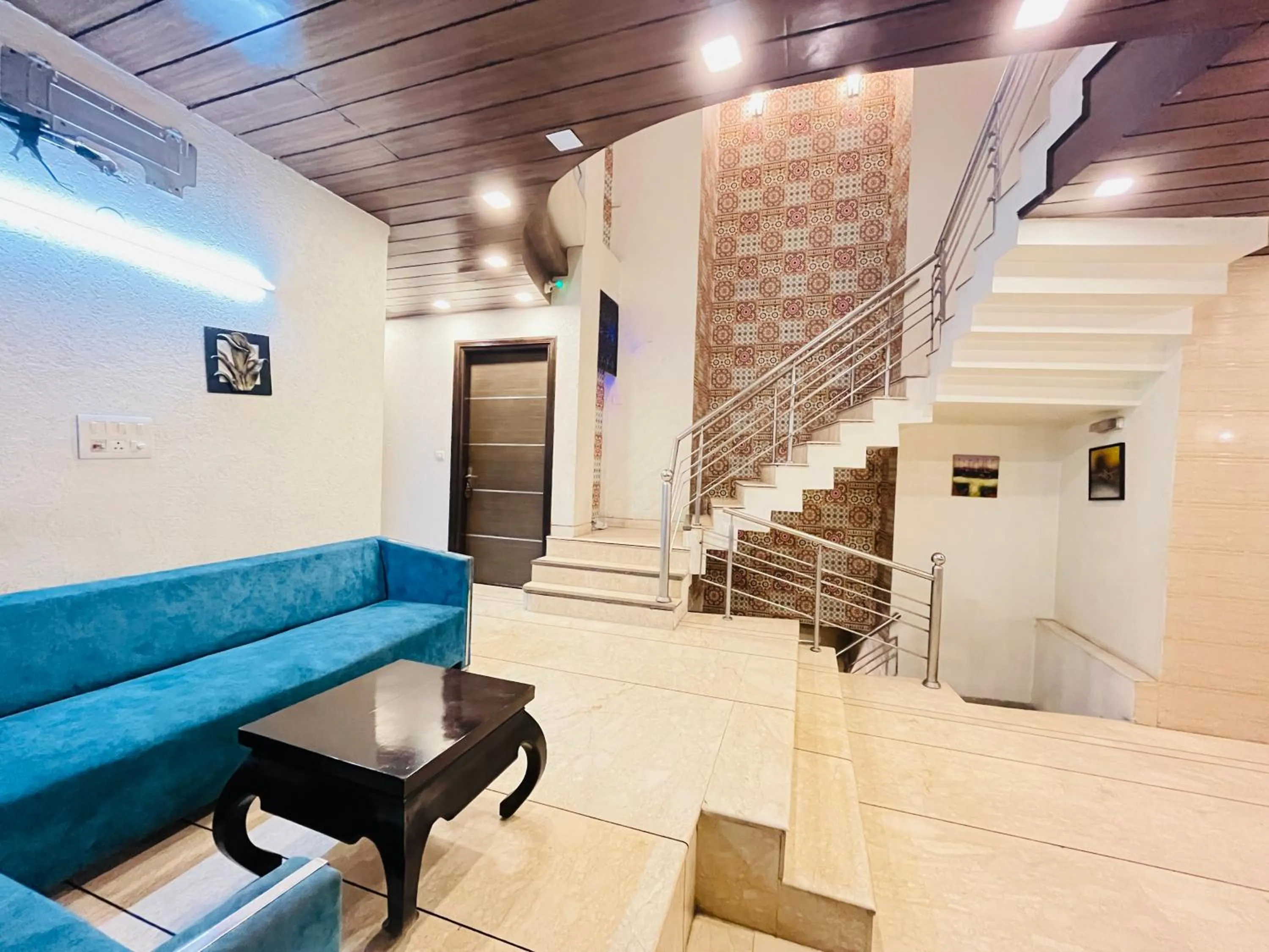 Lobby or reception in Hotel Dayal Regency near IMT Chowk Manesar, Manesar