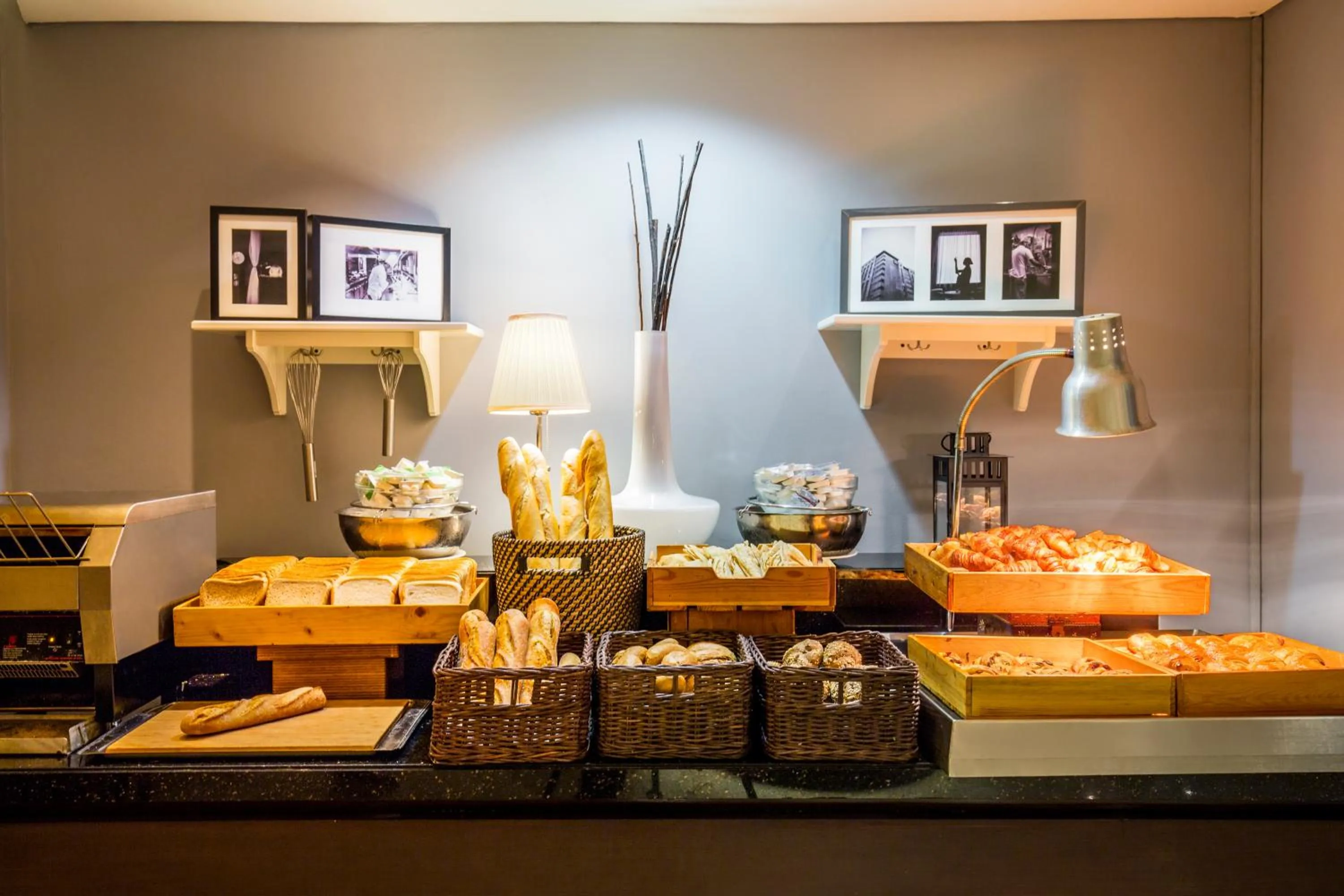 Food in Novotel Deira Creekside Dubai