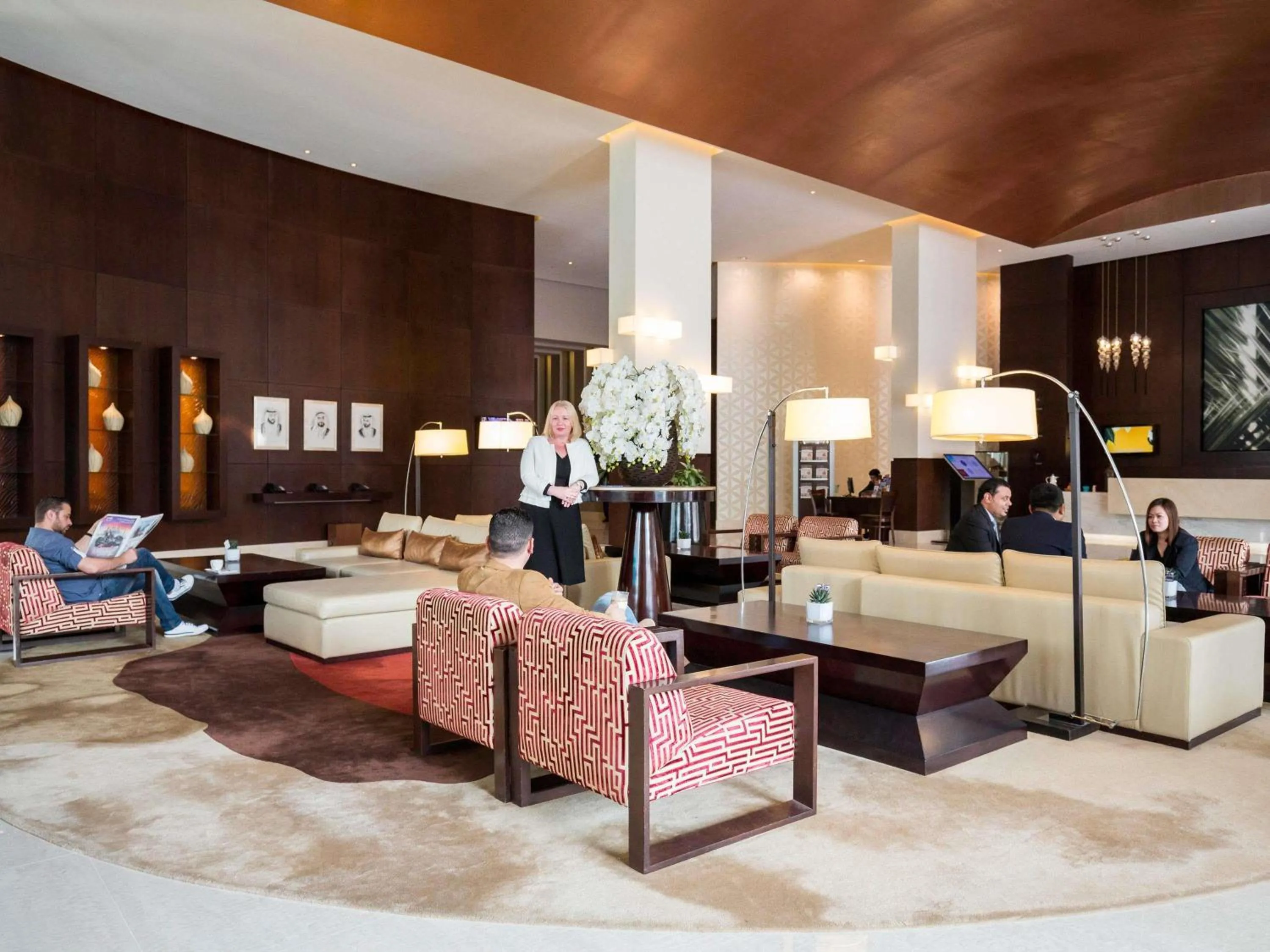 Restaurant/places to eat in Novotel Deira Creekside Dubai