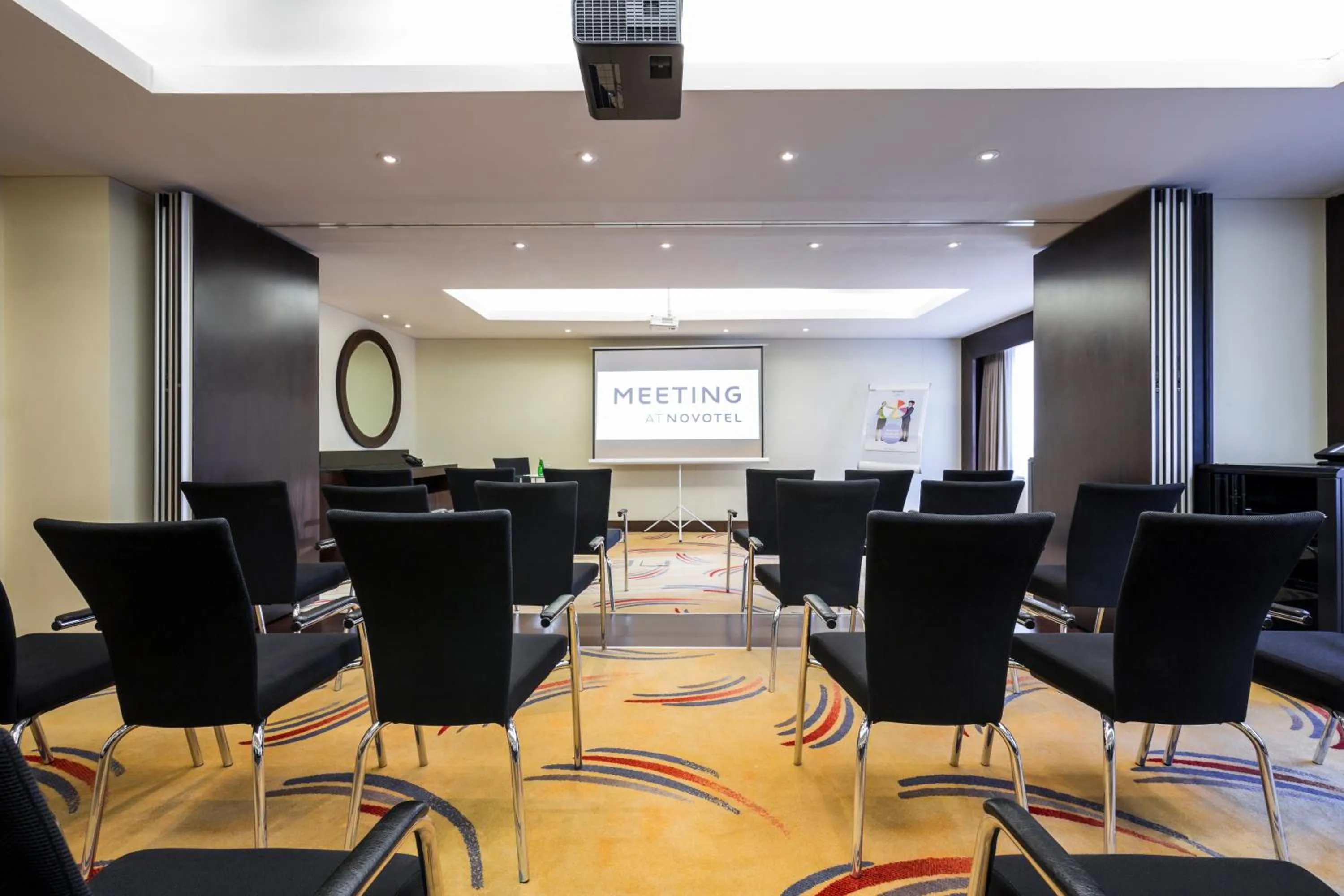 Business facilities in Novotel Deira Creekside Dubai