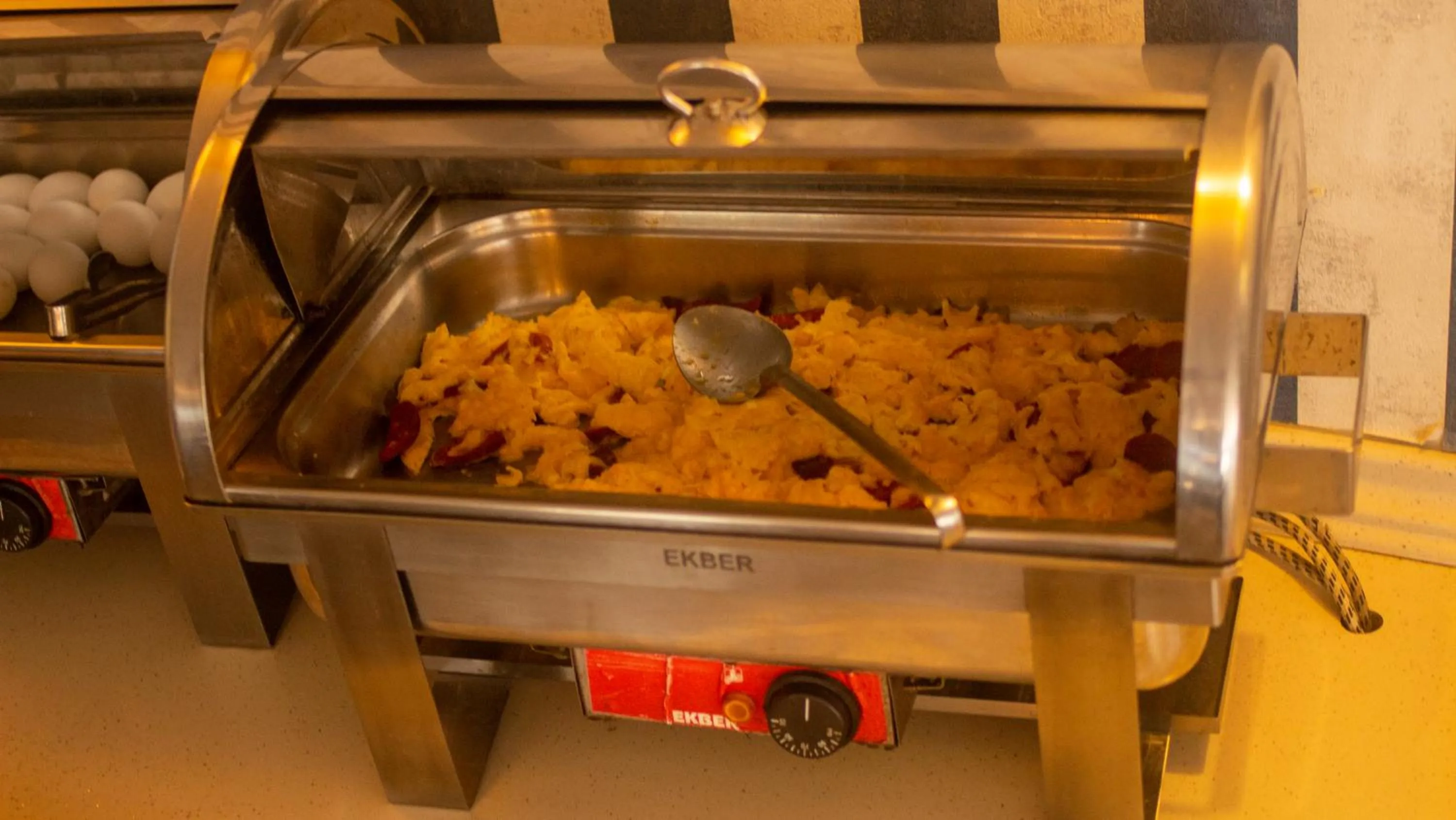 Restaurant/places to eat in Star City Hotel