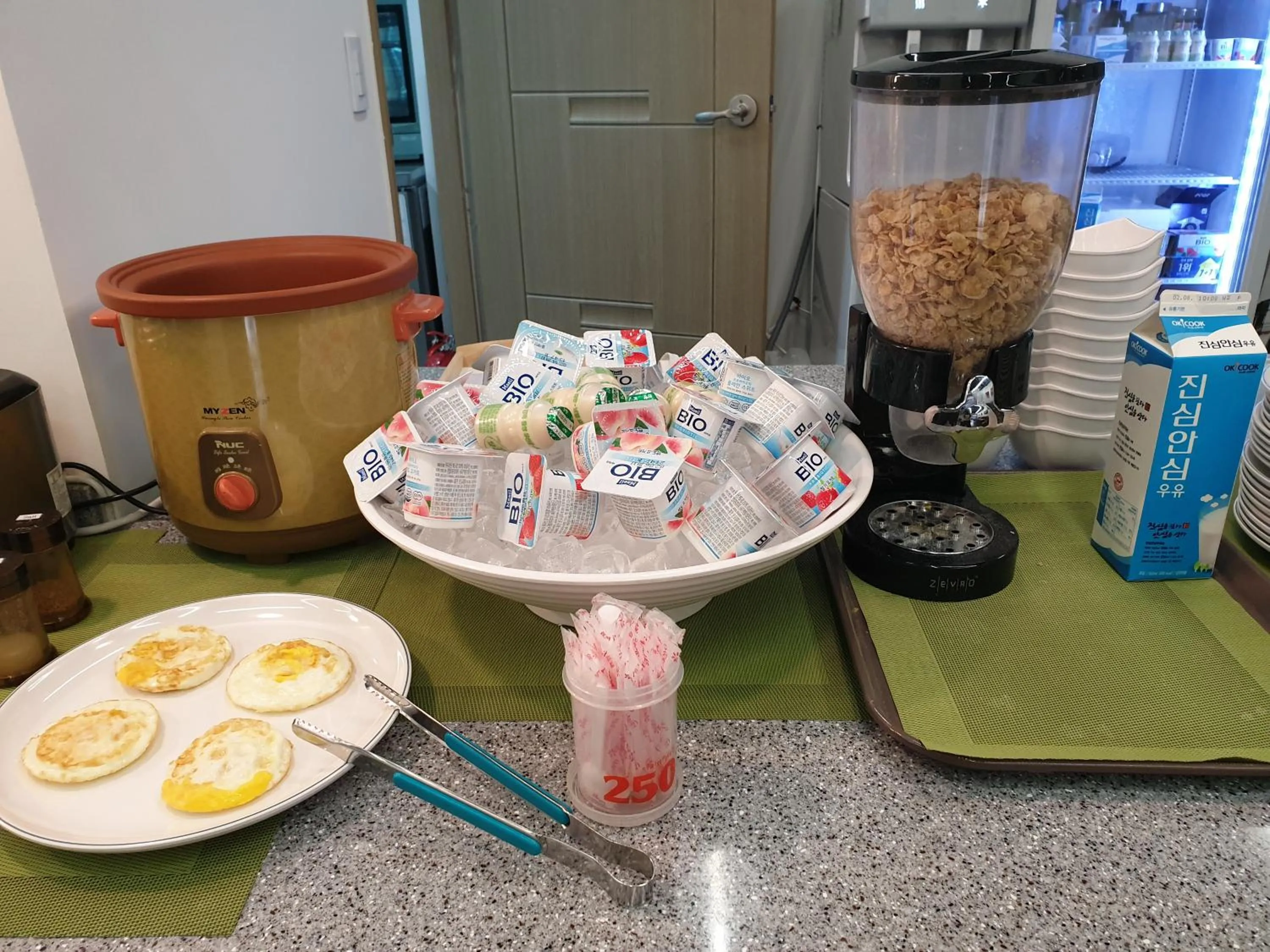 Breakfast in The Beauty Hotel