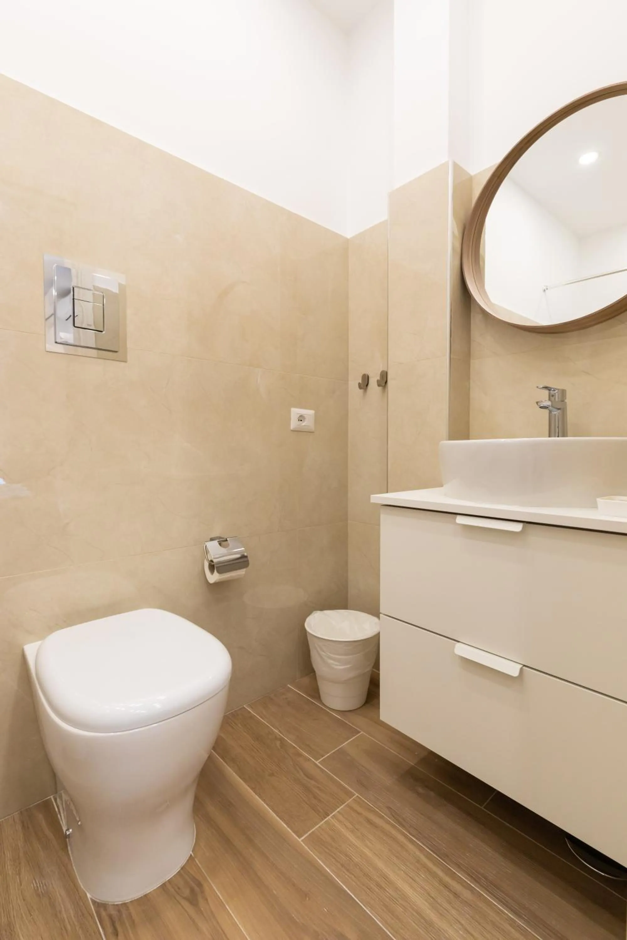 Toilet in Napolilive B&B