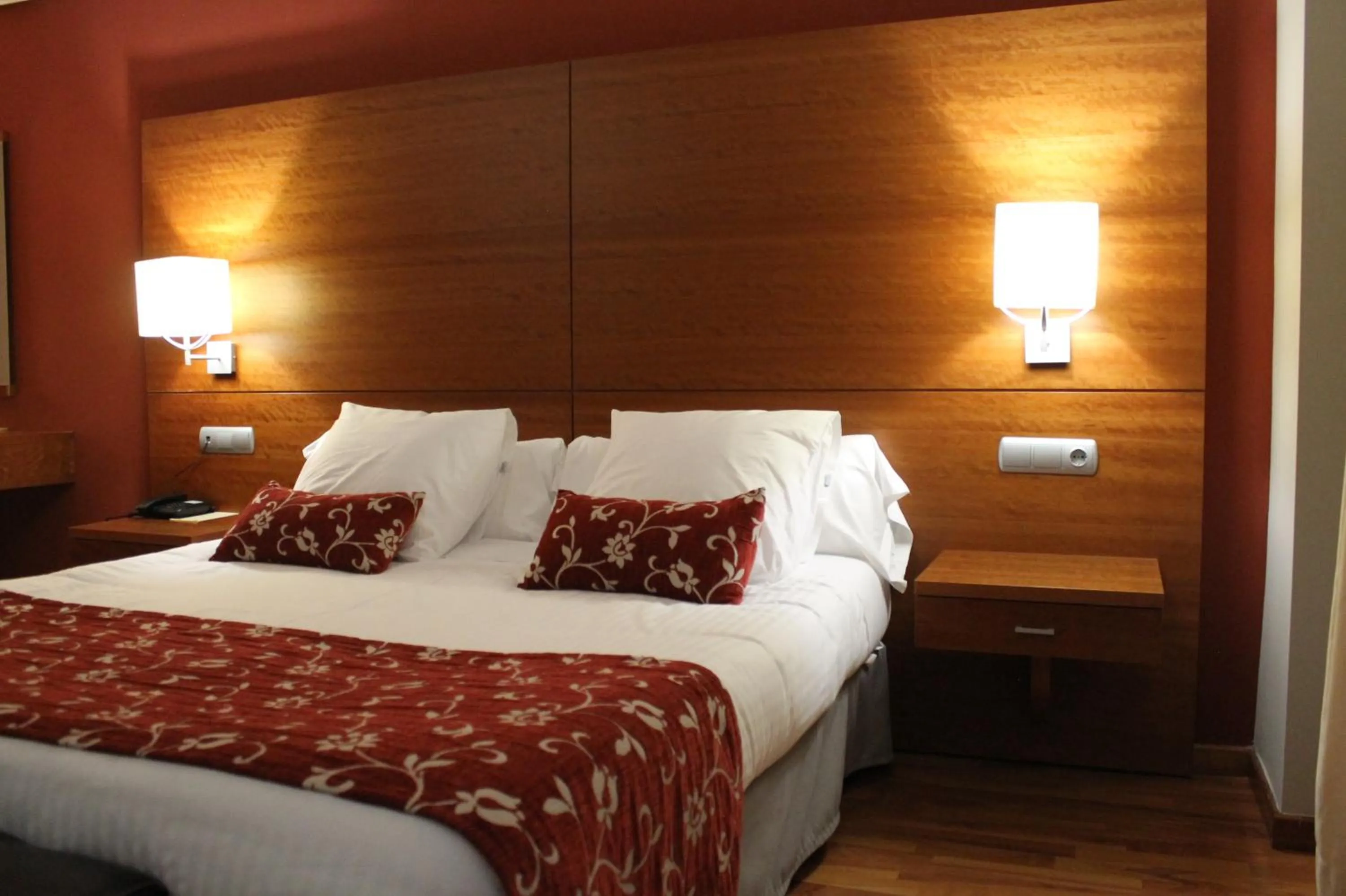 Hotel Restaurante El Tollo