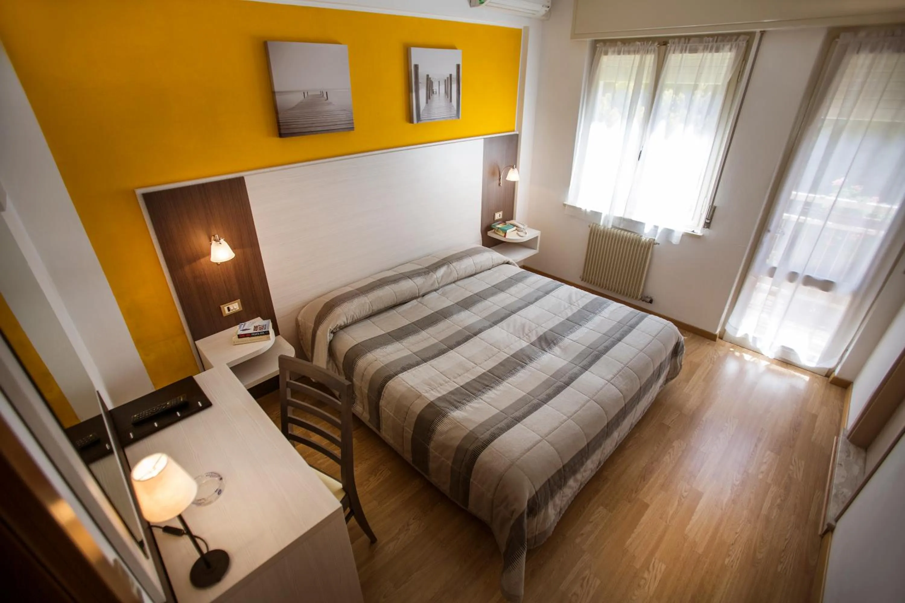 Day, Bed in Hotel Al Molino