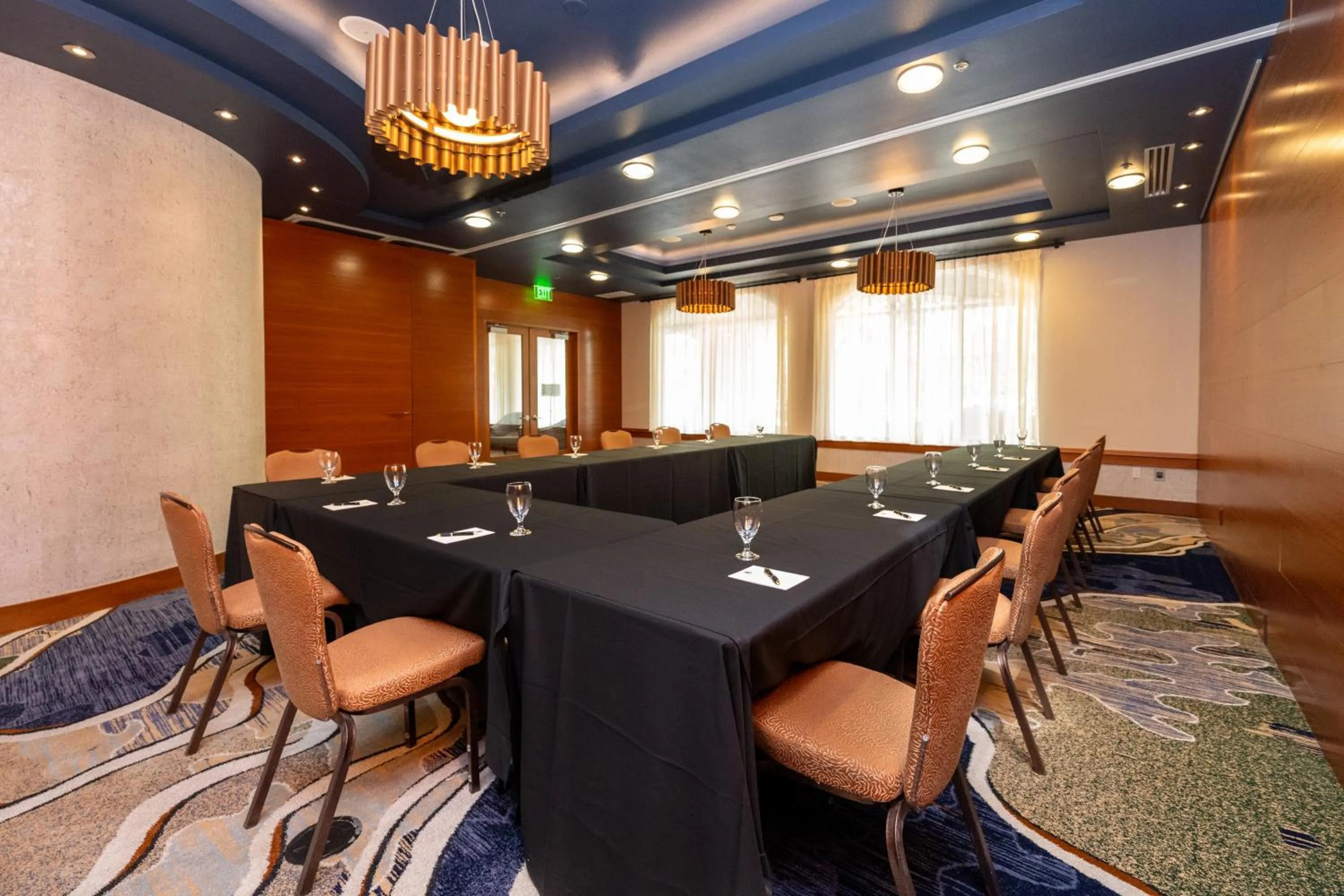 Meeting/conference room in The Heathman Hotel Kirkland