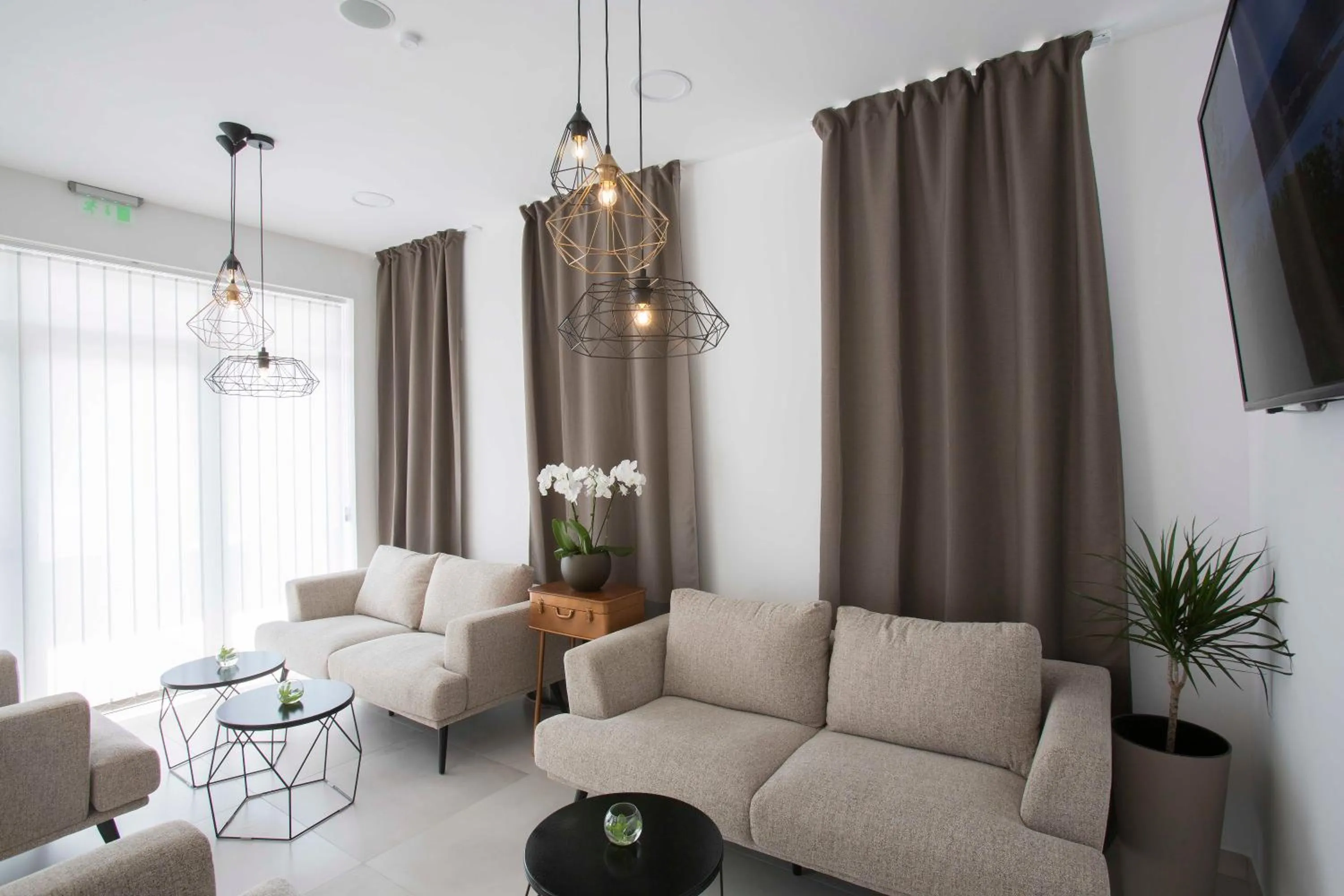 Communal lounge/ TV room in Boutique Hotel Intermezzo - Pag centre