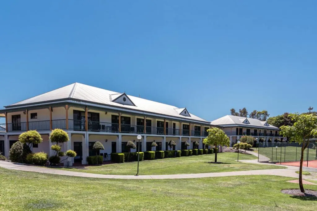 Property building in Yarrawonga Mulwala Golf Club