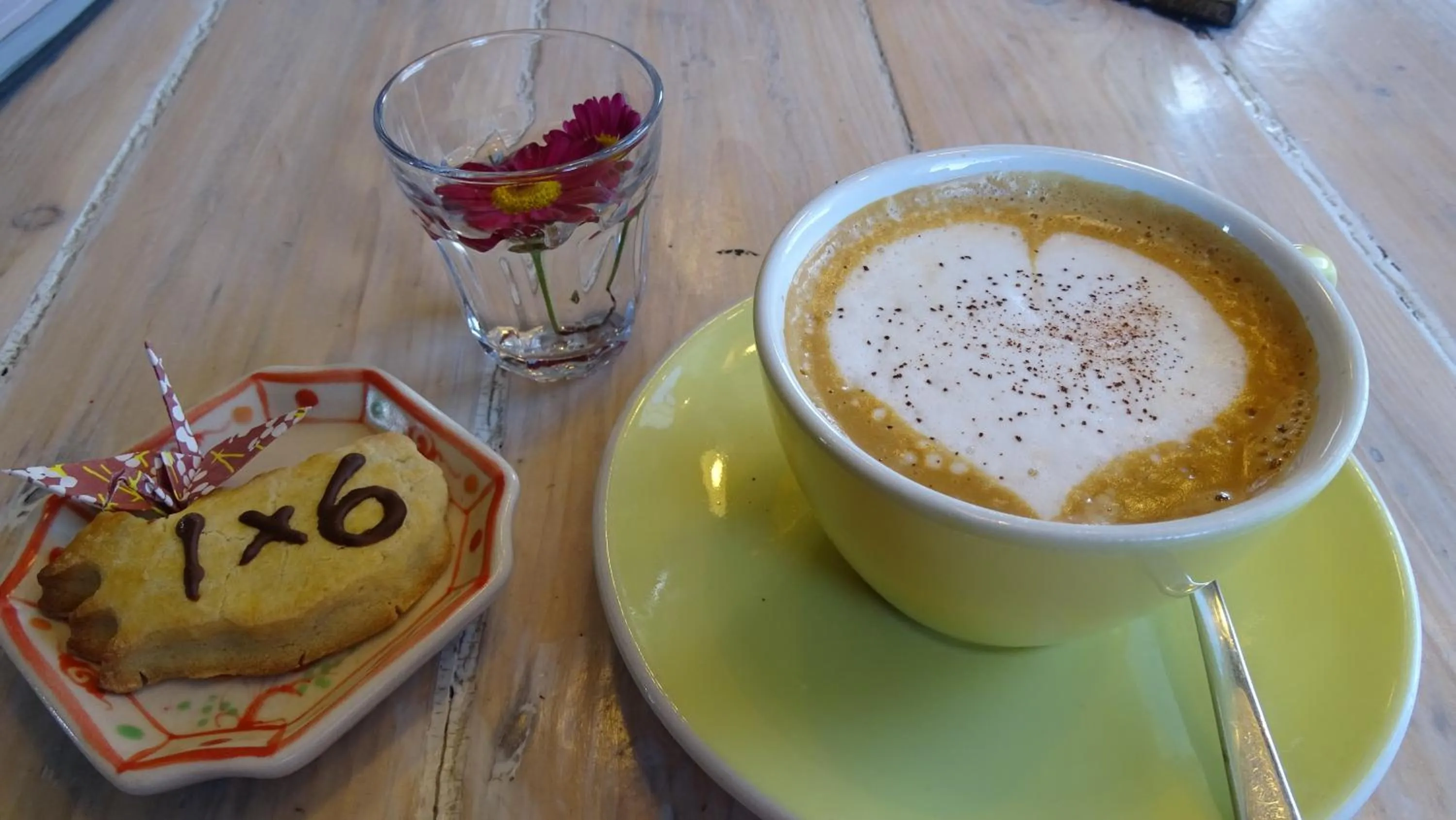 Food close-up in Guesthouse 1x6