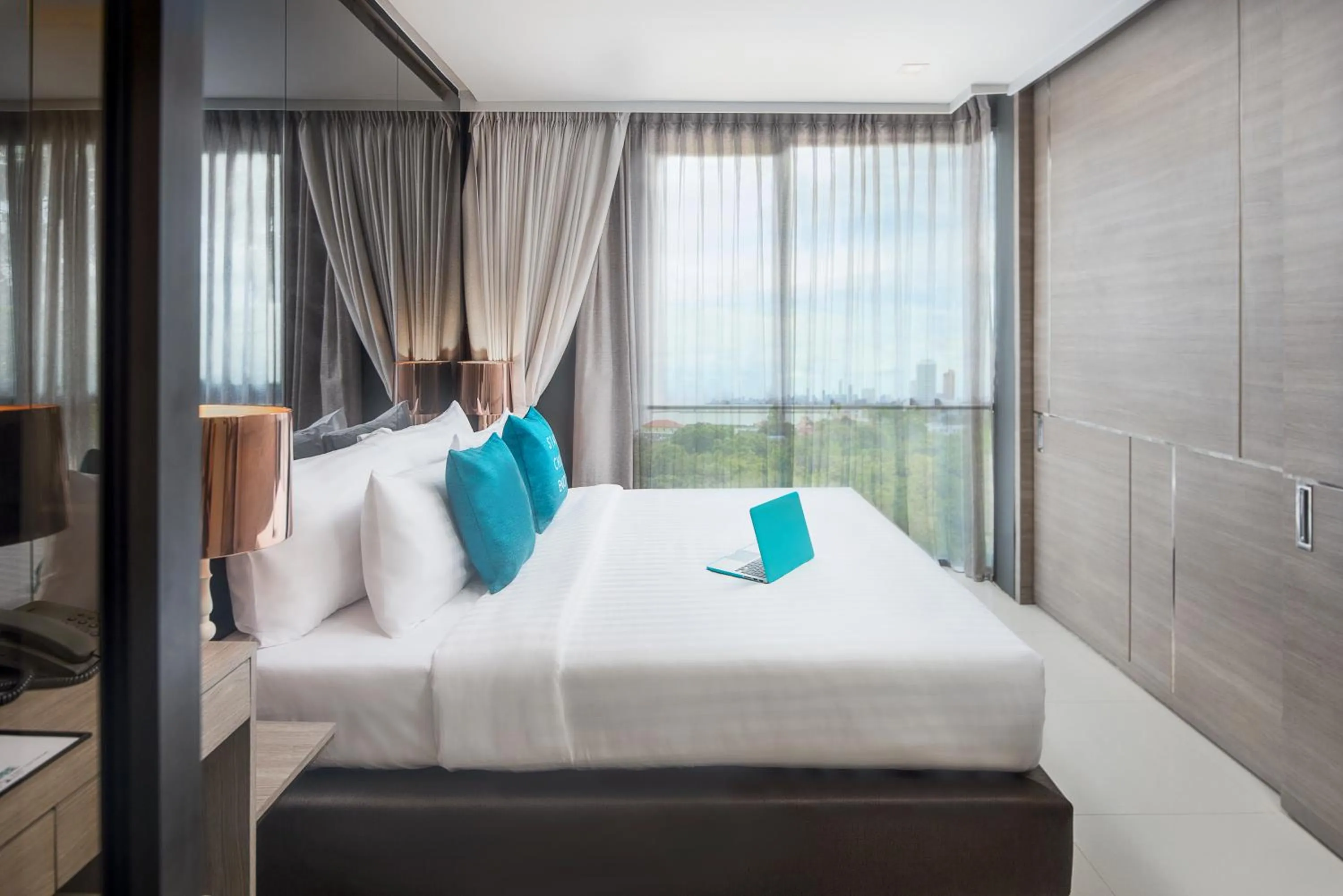 Bed in Seaphere Pattaya Hotel by Elite Suites