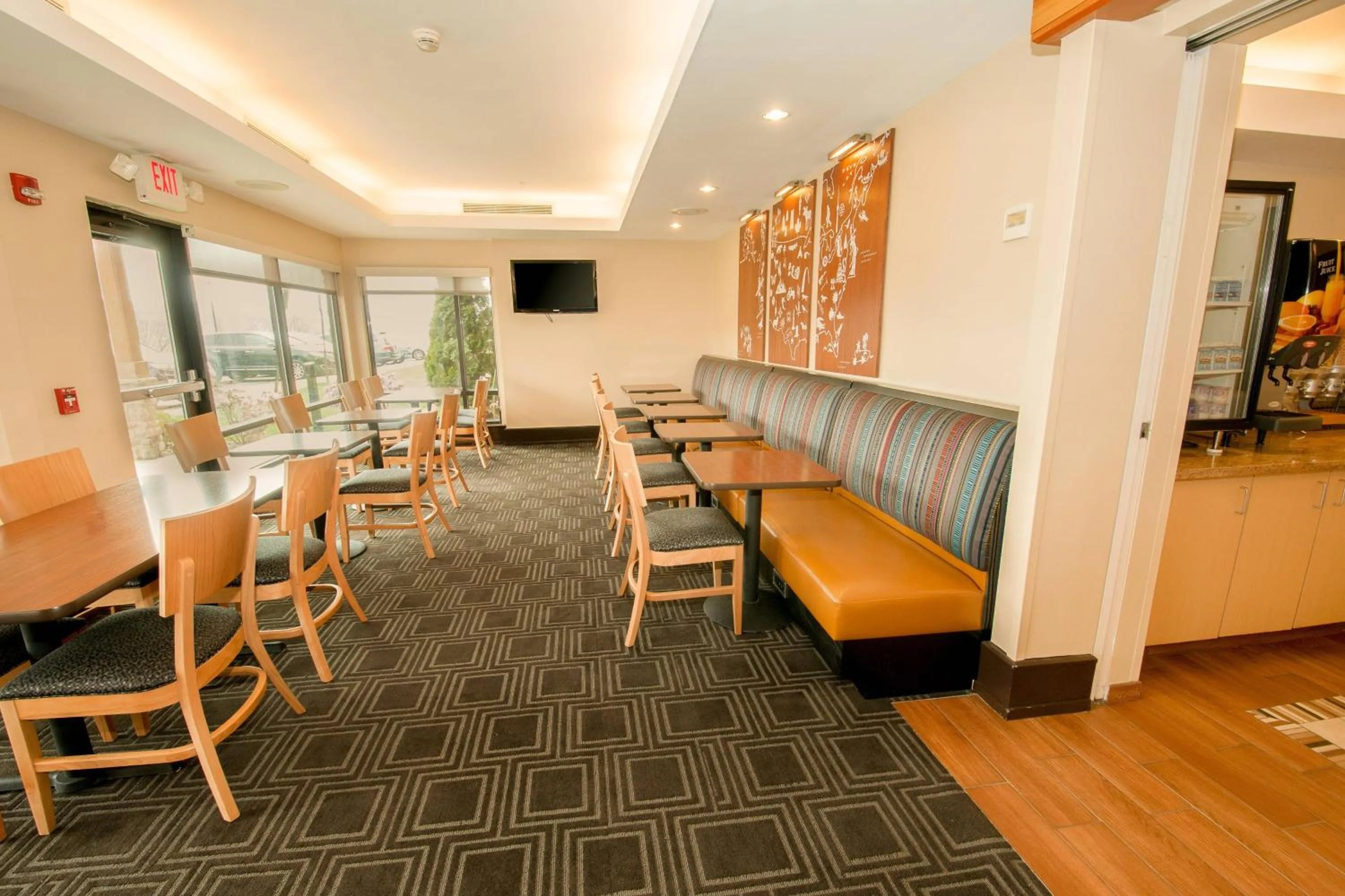 Restaurant/places to eat in TownePlace Suites by Marriott Scranton Wilkes-Barre