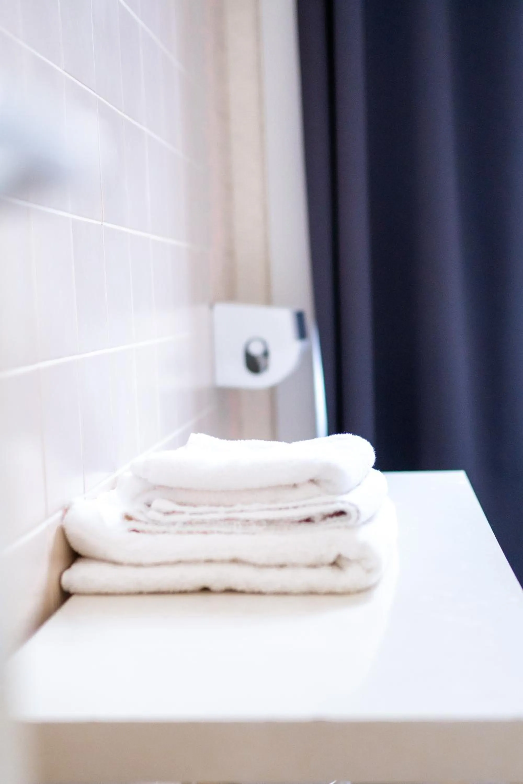 Bathroom, Bed in Hotel Professor Leuven Centrum