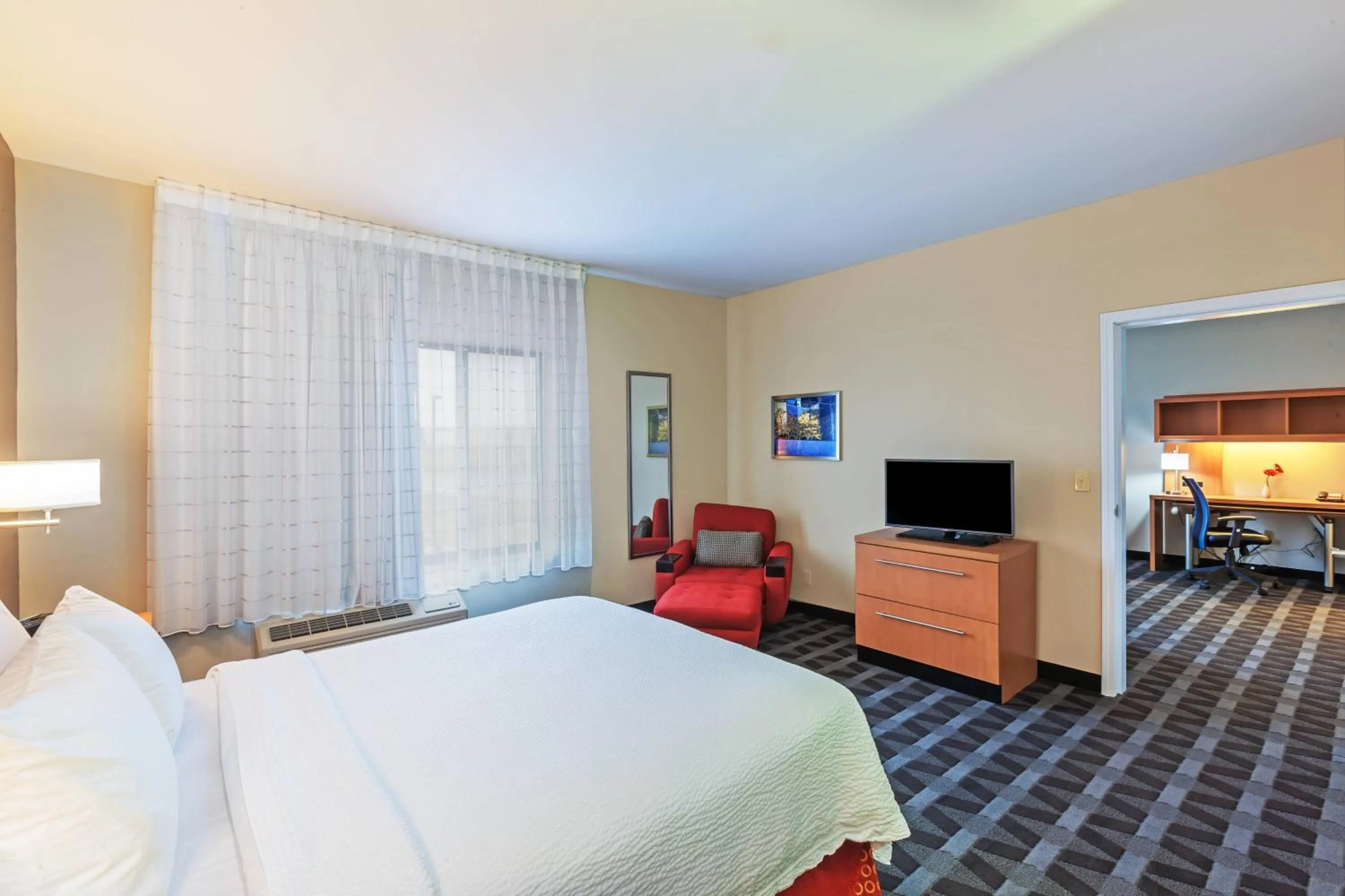 Bedroom, Bed in TownePlace Suites by Marriott Tulsa North/Owasso