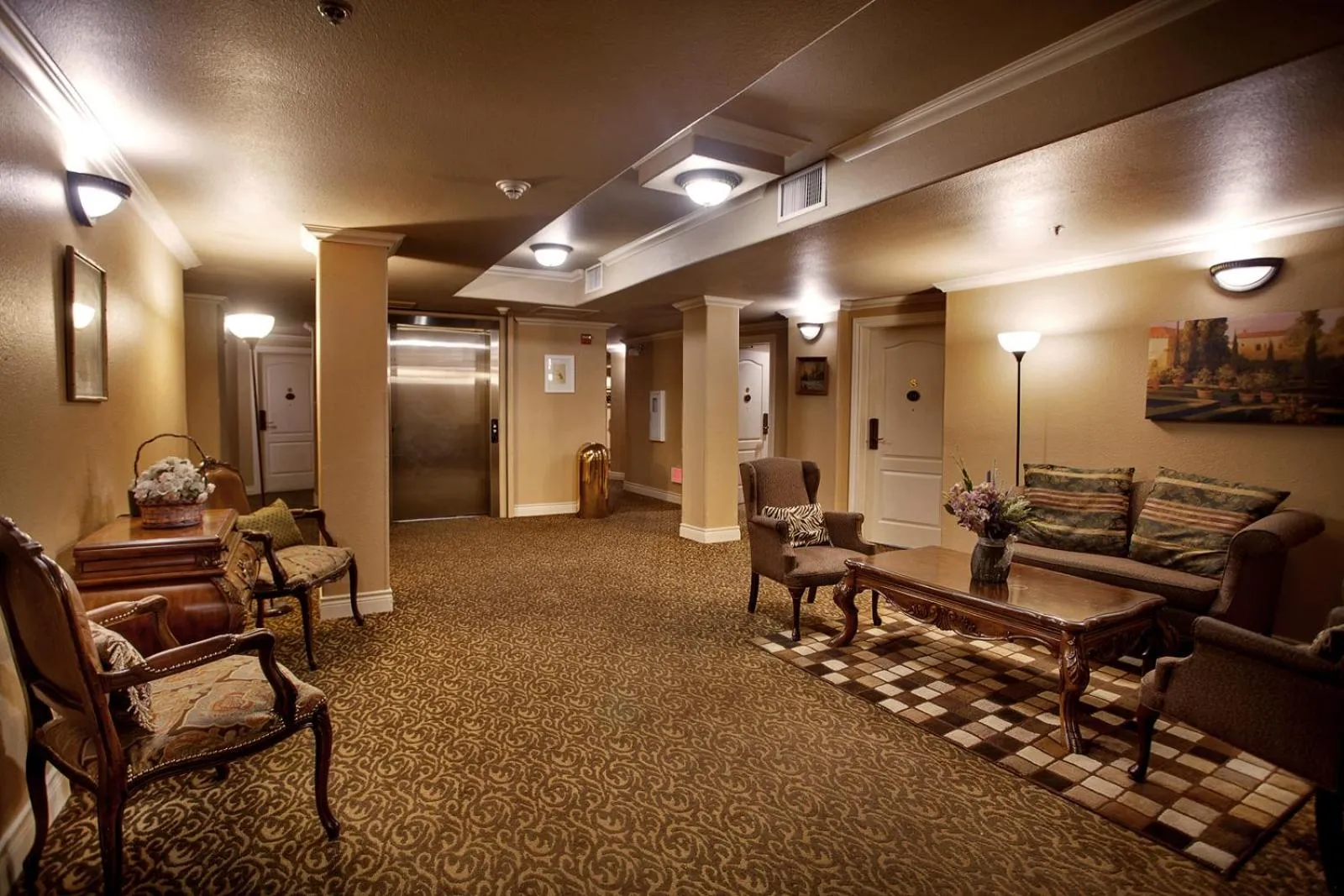 Seating area in O'Brien Riverwalk Boutique Hotel