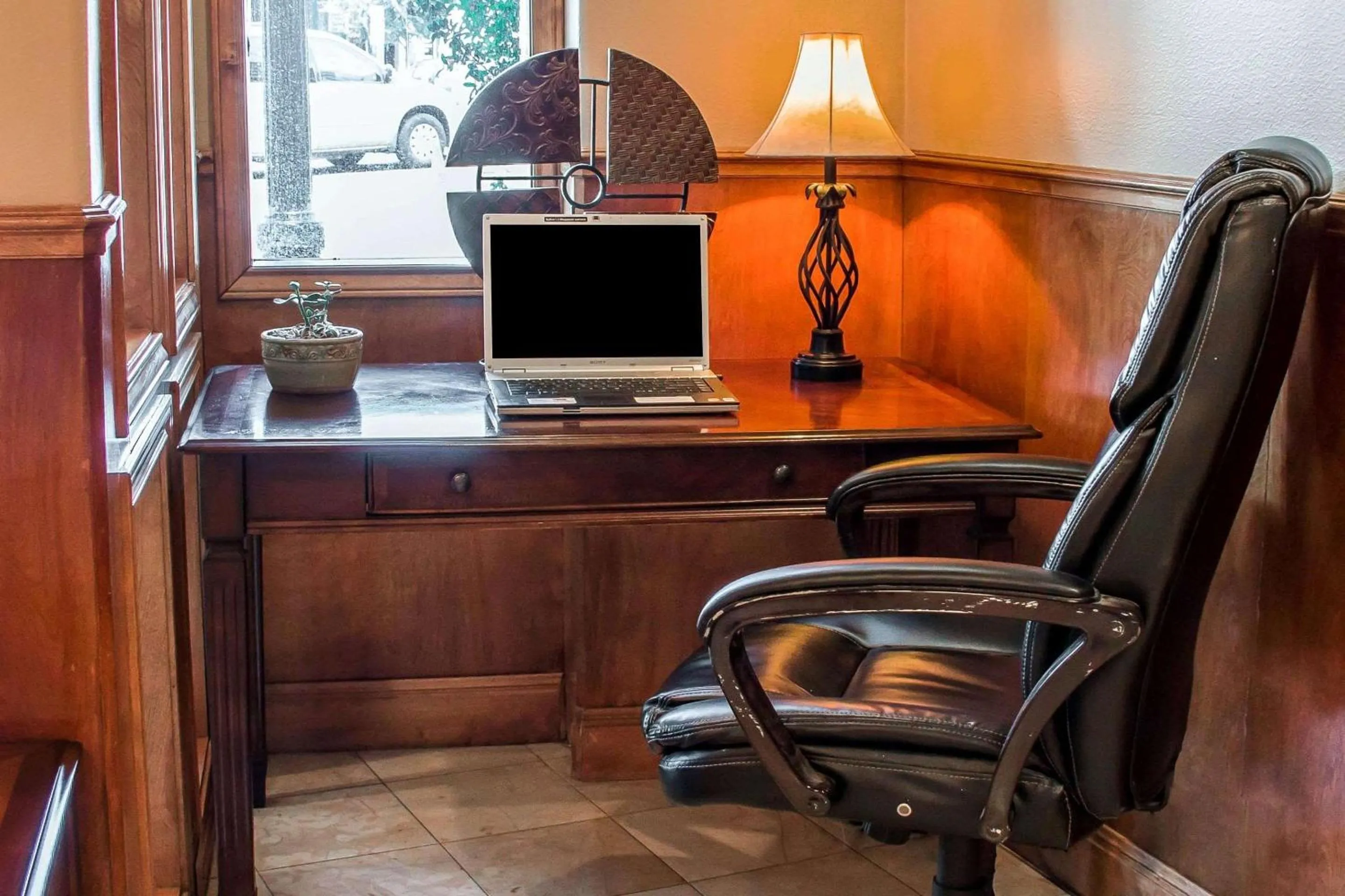 Business facilities in O'Brien Riverwalk Boutique Hotel