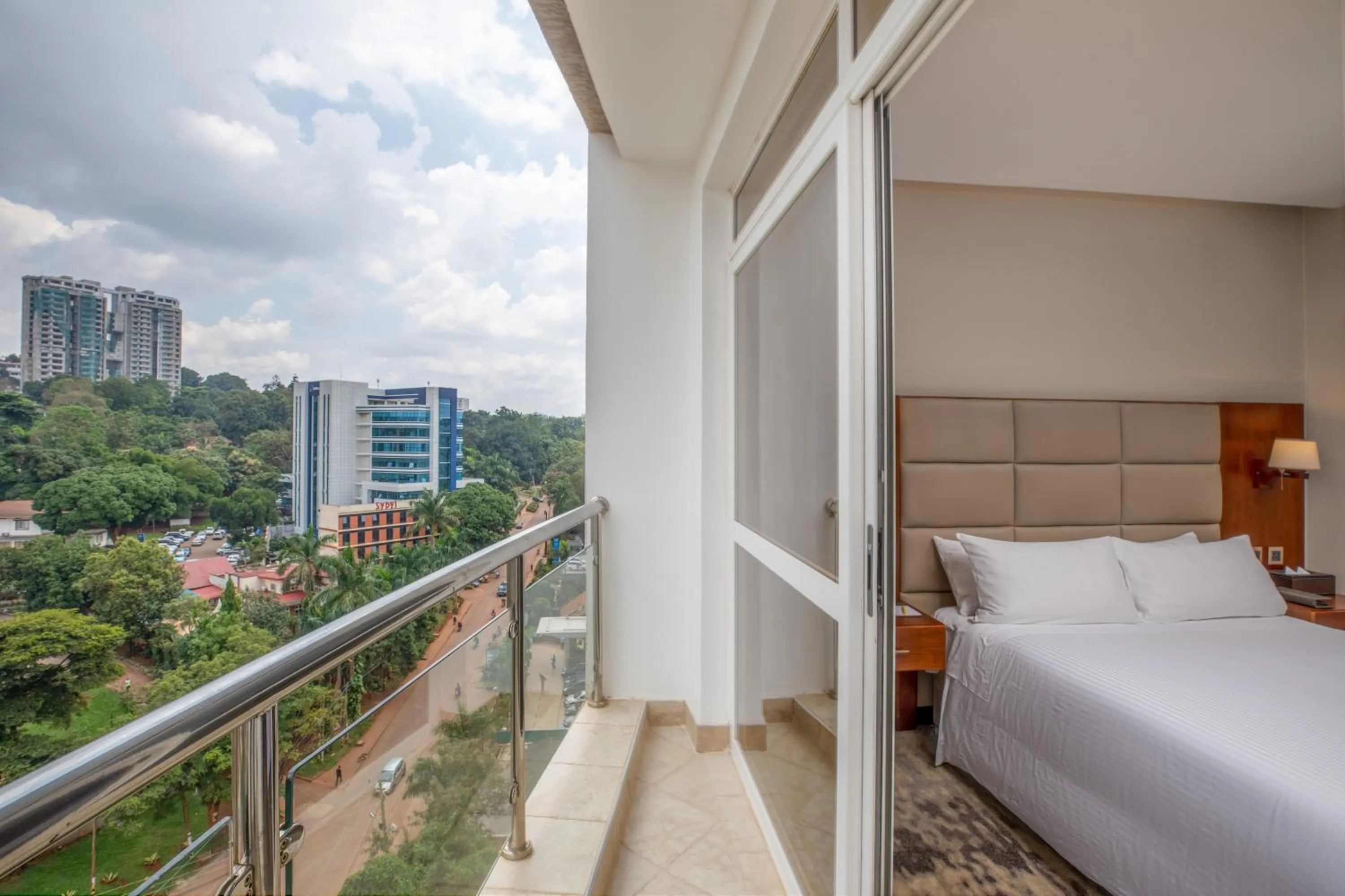 Bed in Golden Tulip Canaan Kampala