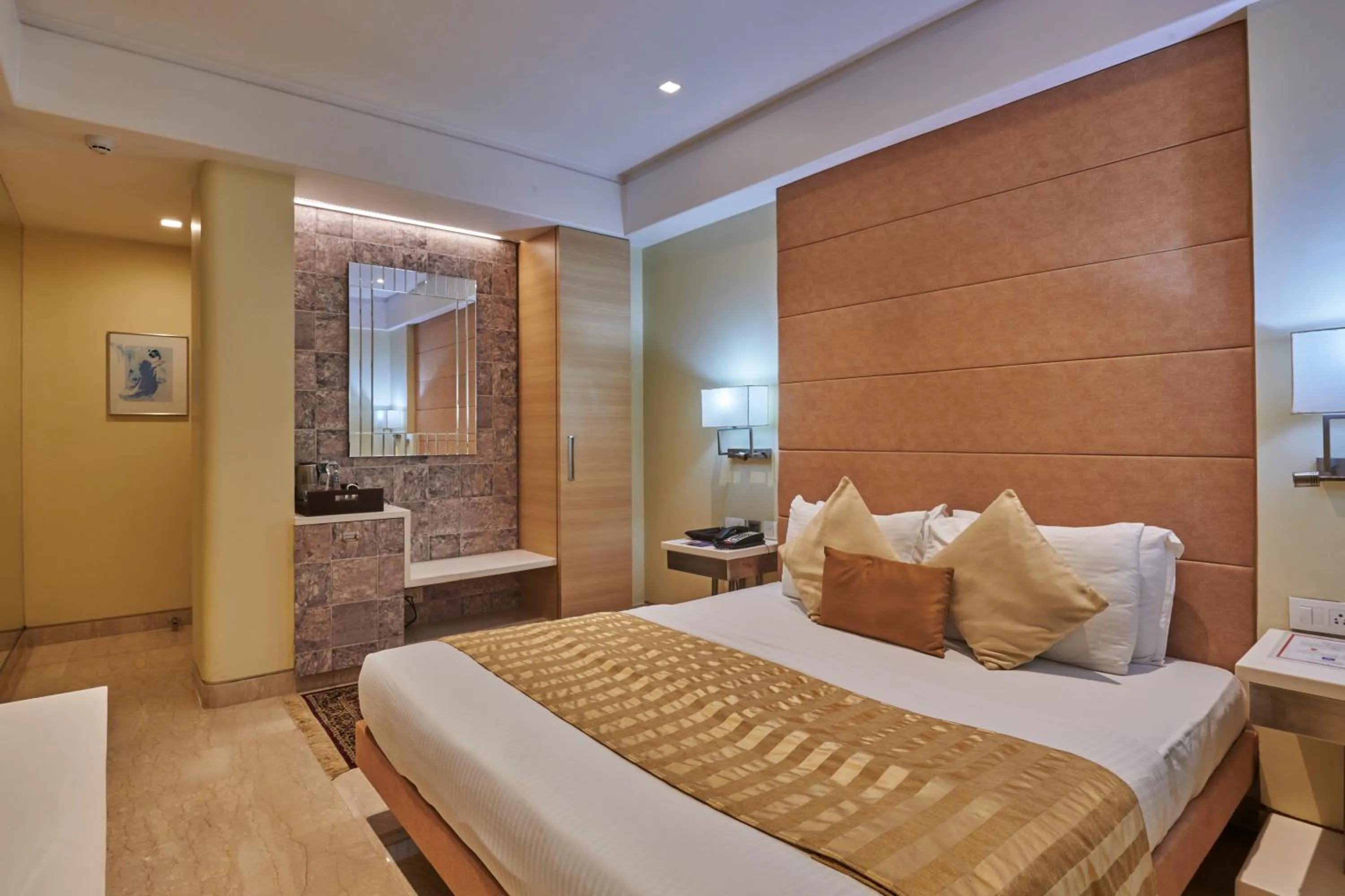 Bed in Residency Hotel Fort