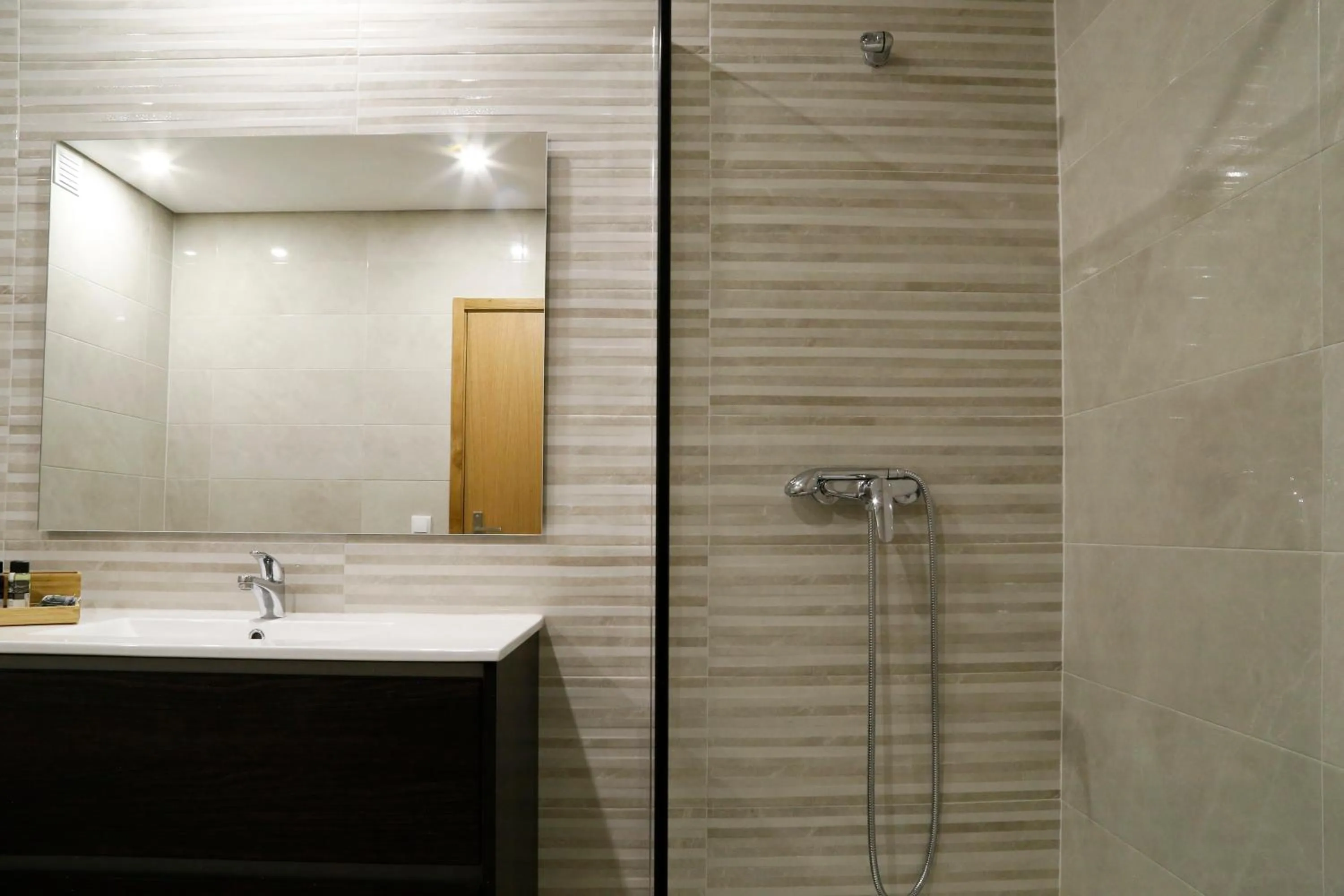 Bathroom in Spot Apartments Trindade