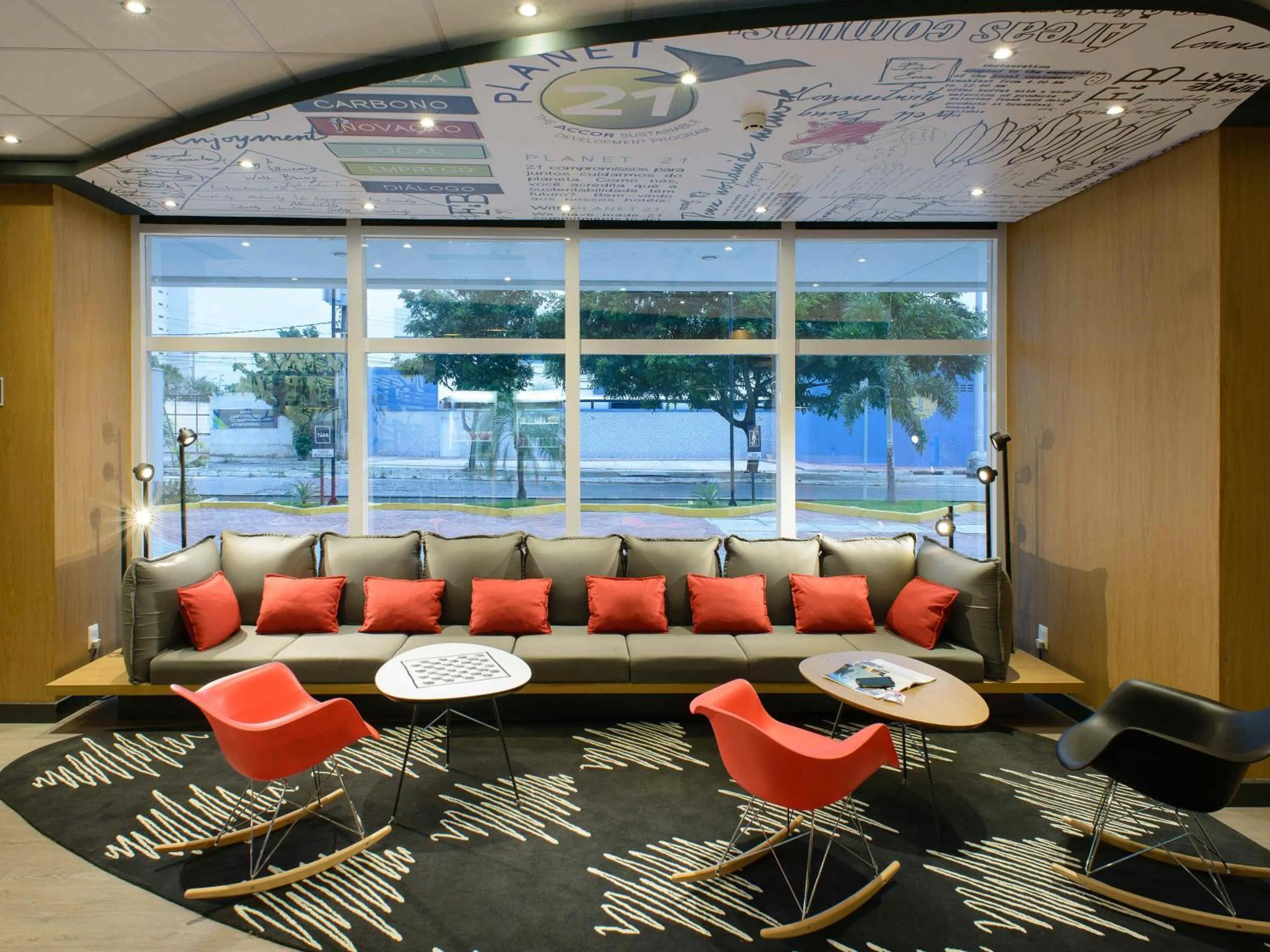 Lounge or bar in ibis Fortaleza Centro de Eventos