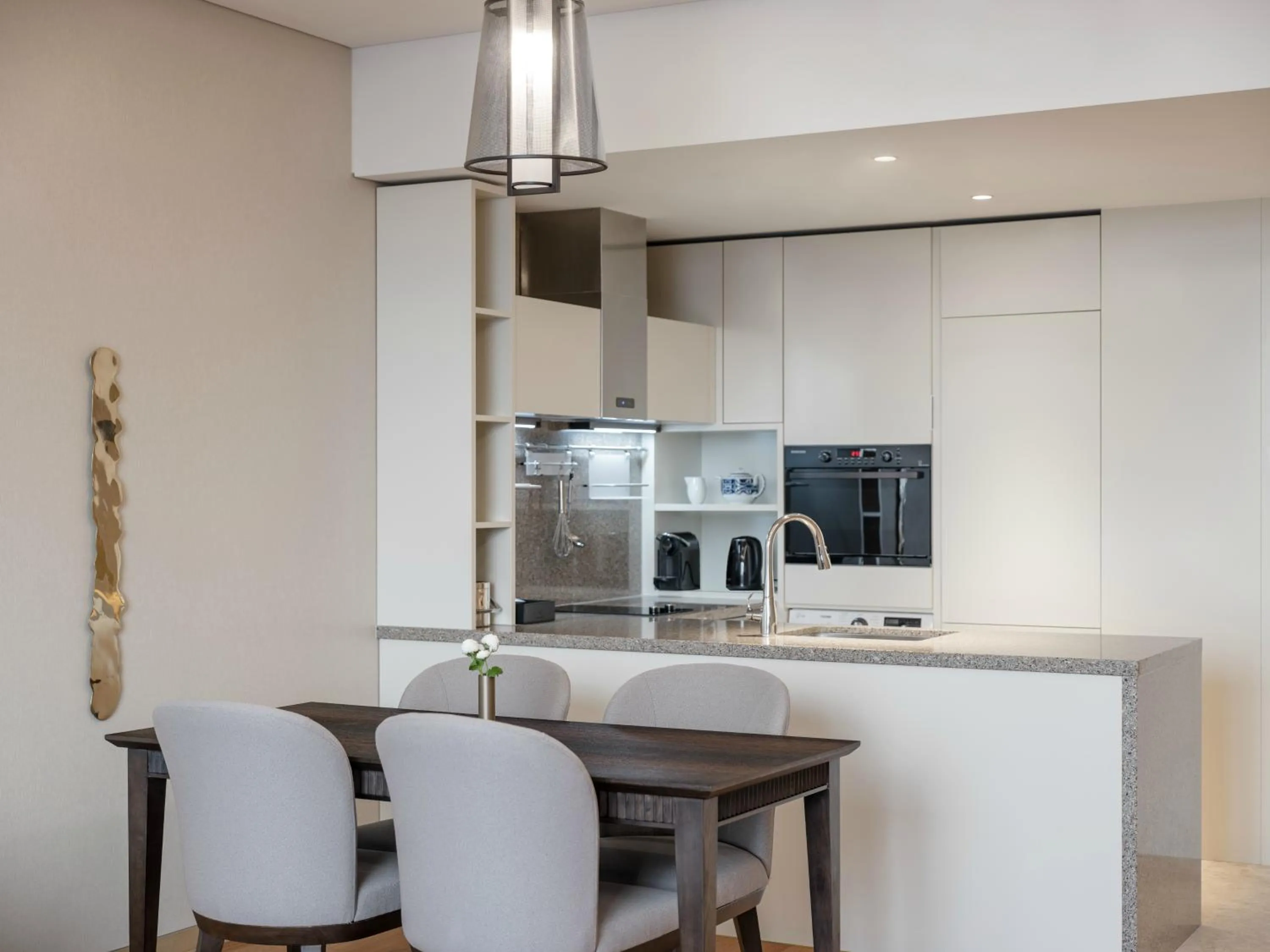 Kitchen or kitchenette in Grand Mercure Ambassador Hotel and Residences Seoul Yongsan