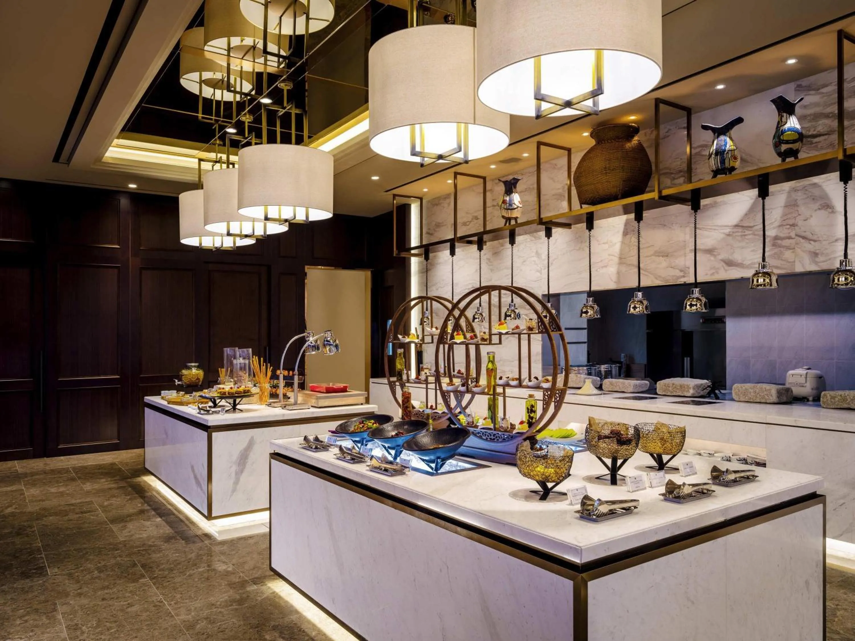 Lounge or bar in Grand Mercure Ambassador Hotel and Residences Seoul Yongsan