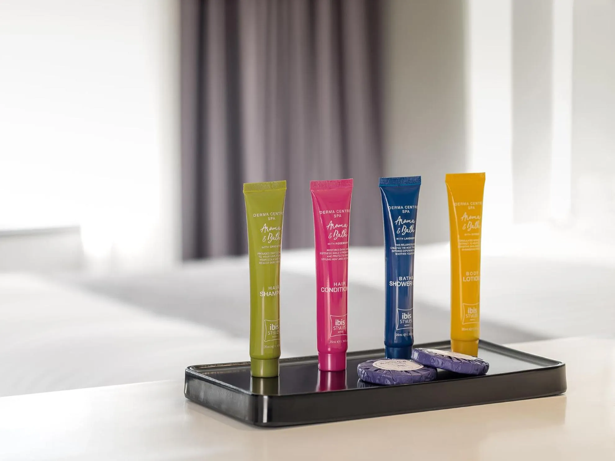 Shower in ibis Styles Ambassador Seoul Yongsan