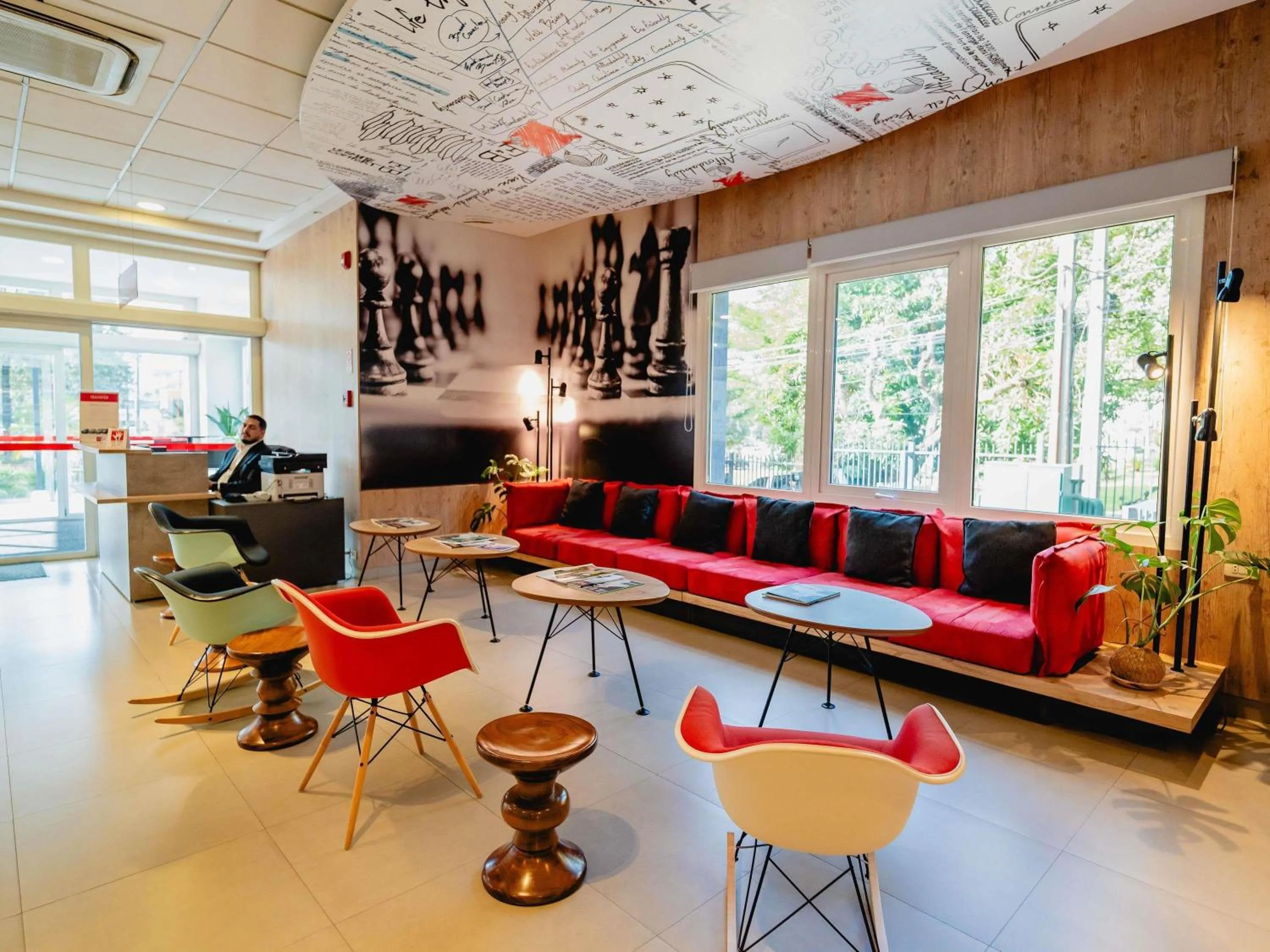 Business facilities in ibis Asuncion