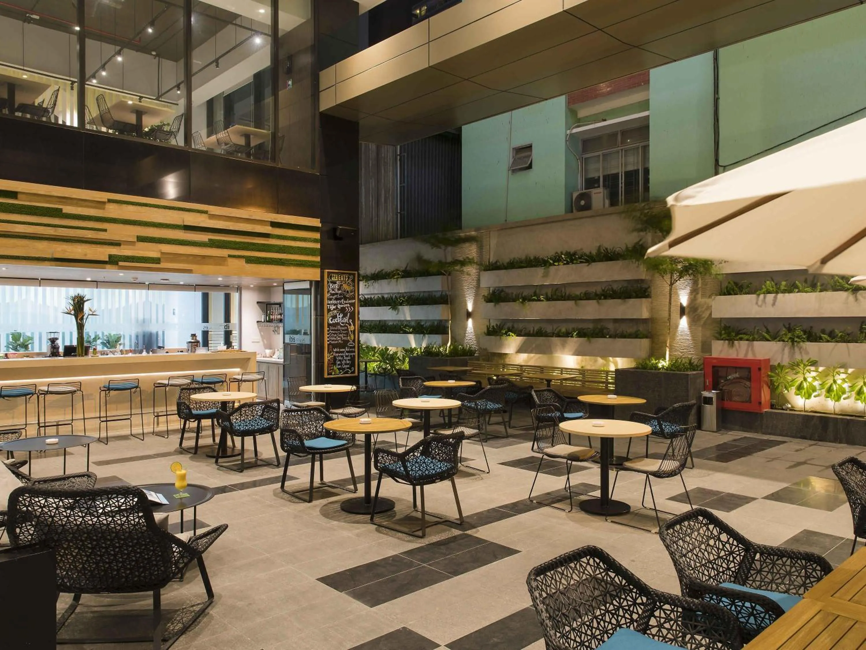 Lounge or bar in ibis Styles Nha Trang