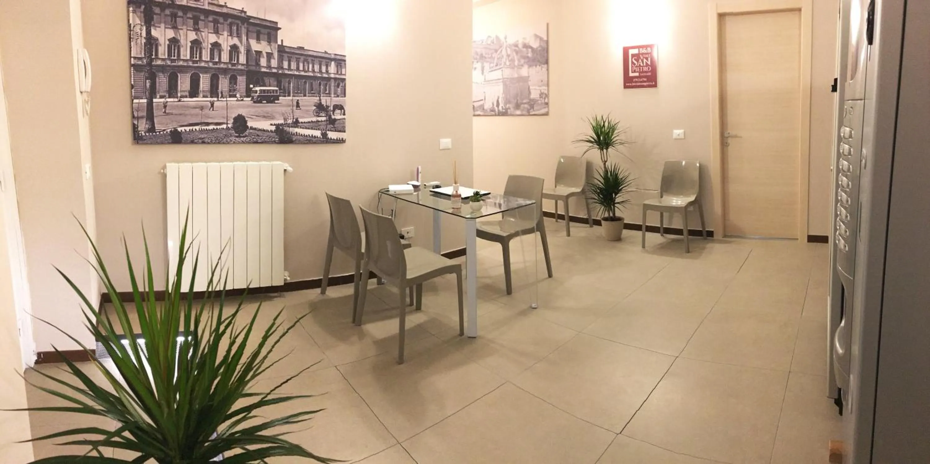 Lobby or reception in B&B Viale San Pietro