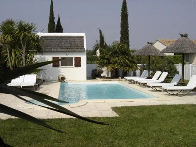 Balcony/Terrace in Lou Garbin