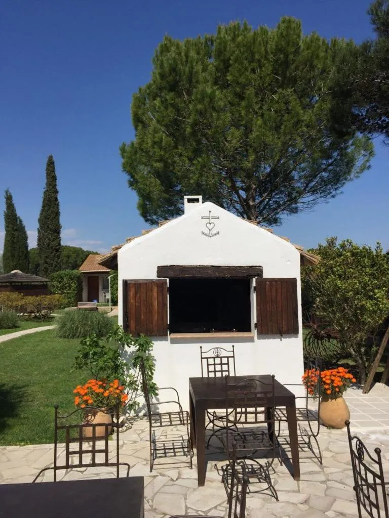 Garden view in Lou Garbin