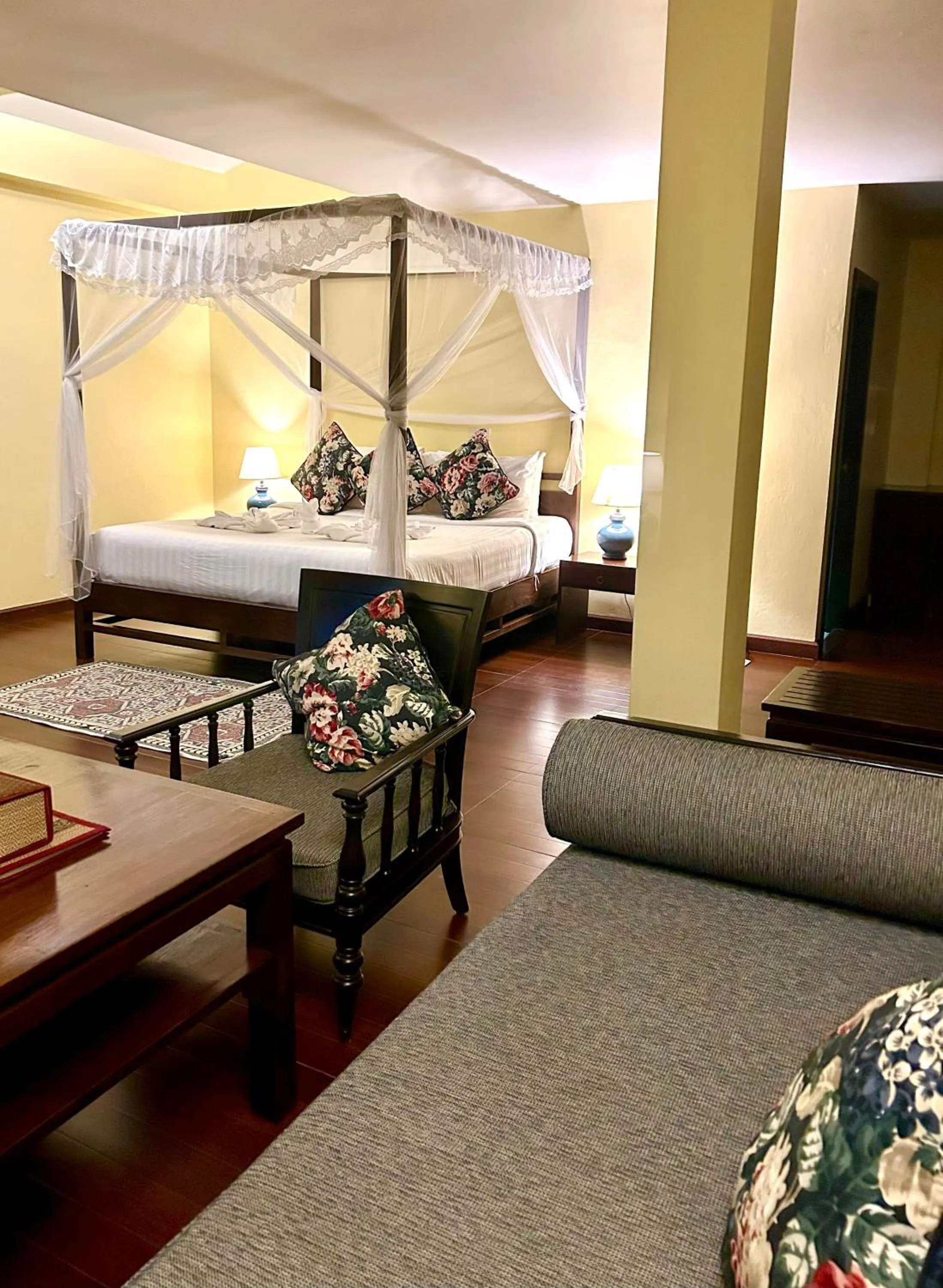 Bed in Cinnamon Beach Villas