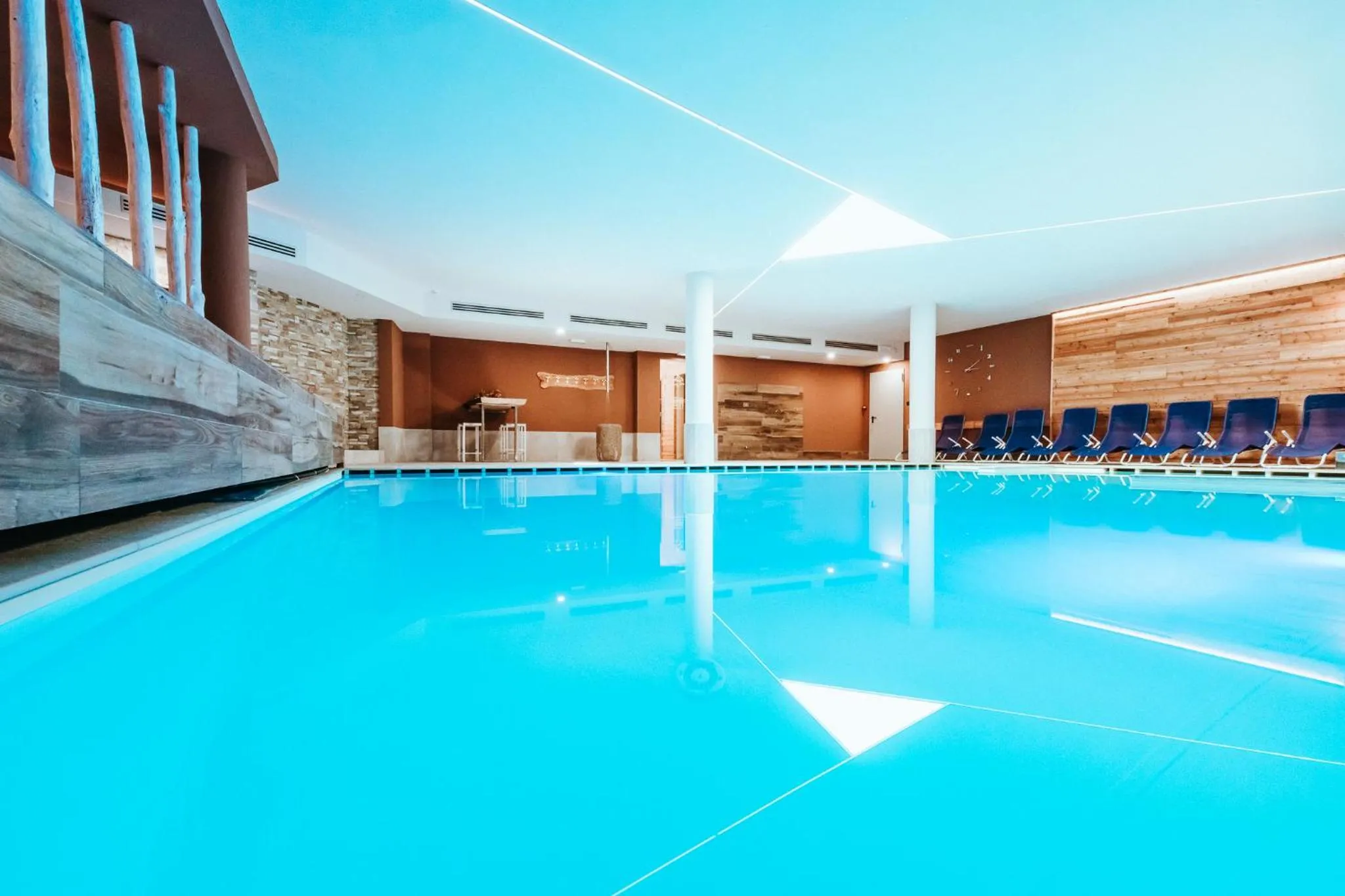 Swimming pool in Gaia Residence Hotel