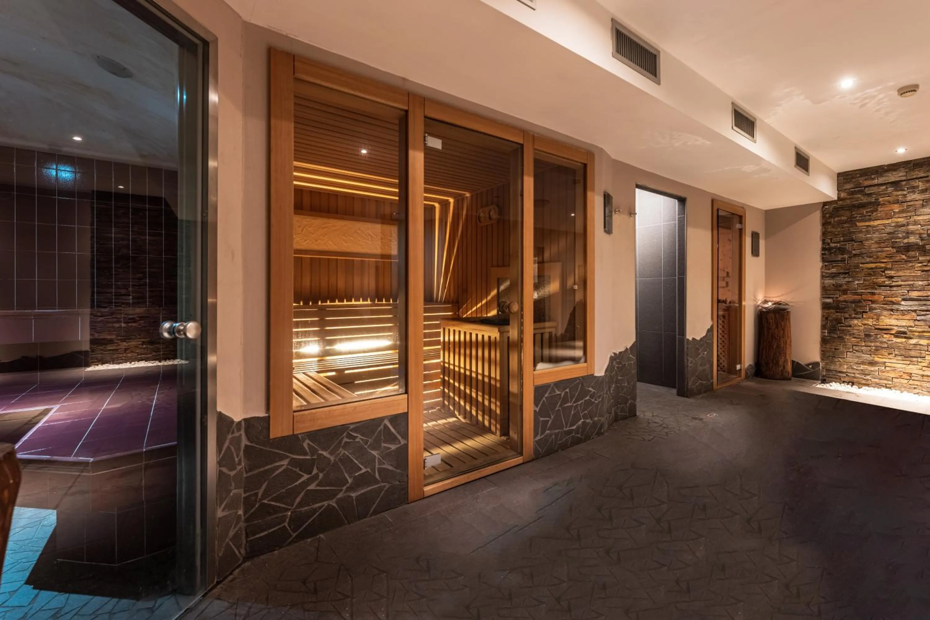 Sauna, Bed in Gaia Residence Hotel