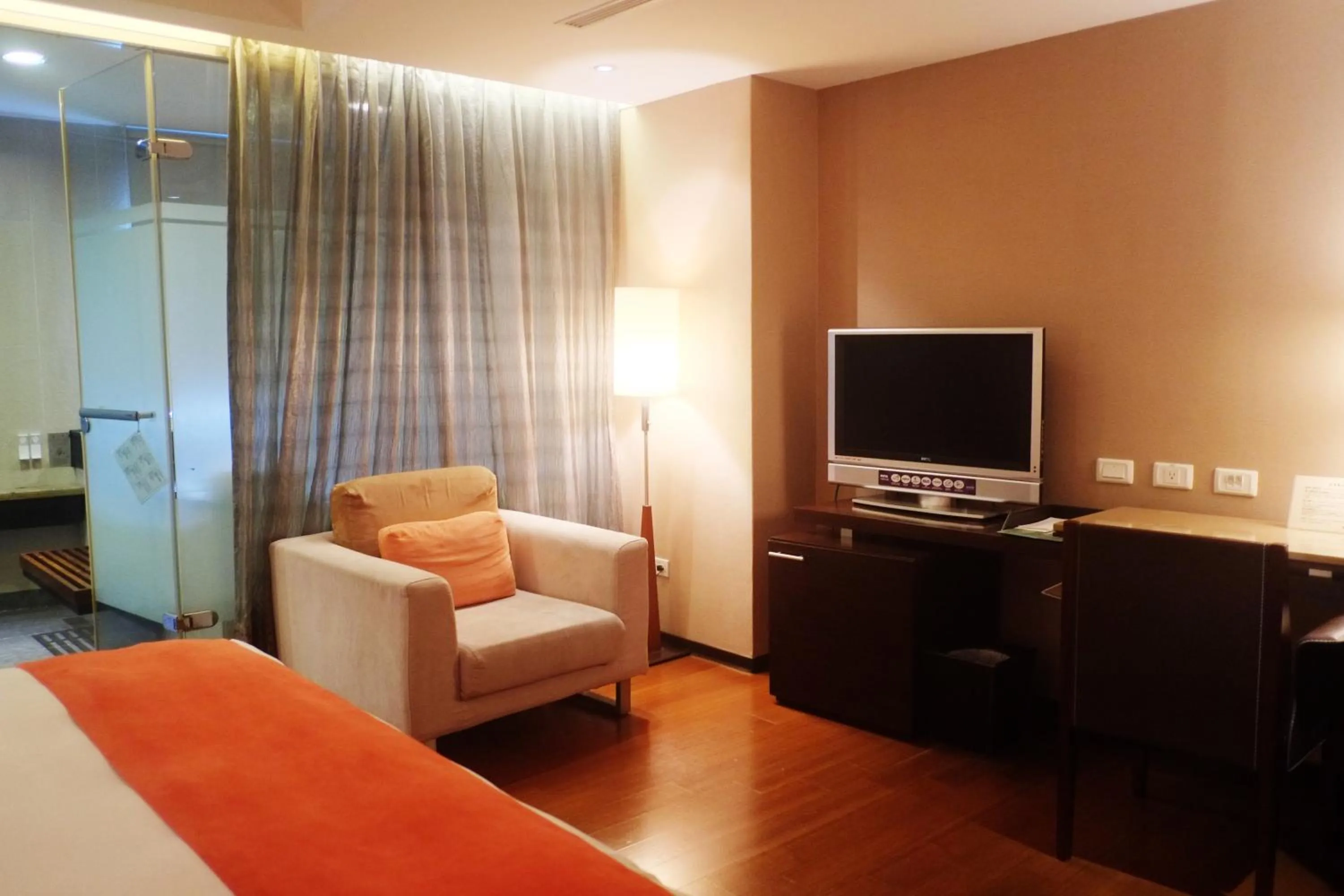 TV and multimedia, Bed in Aqua Bella Hotel