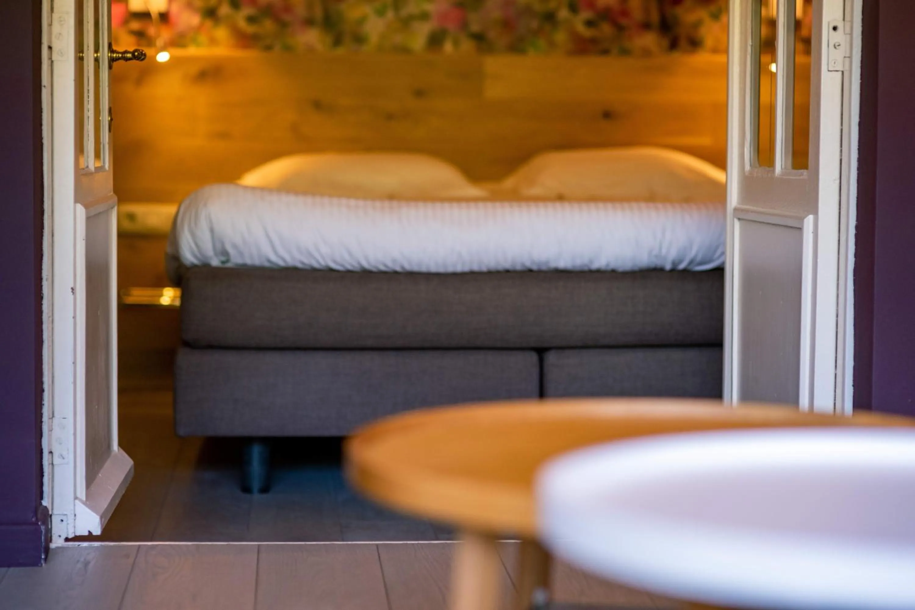 Bed in Hostellerie La Claire Fontaine, Logis hôtels & Spa