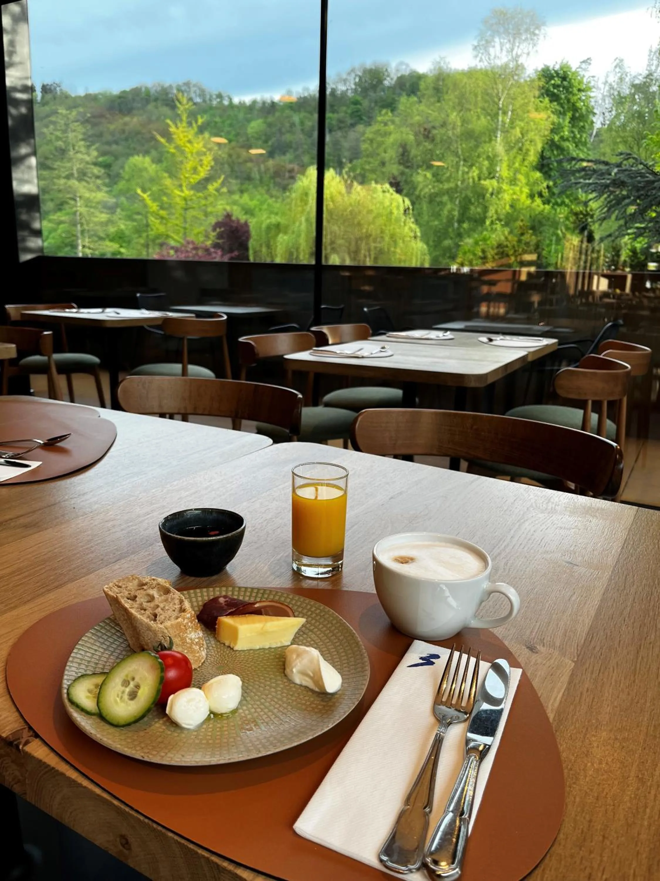 Buffet breakfast in Hostellerie La Claire Fontaine, Logis hôtels & Spa