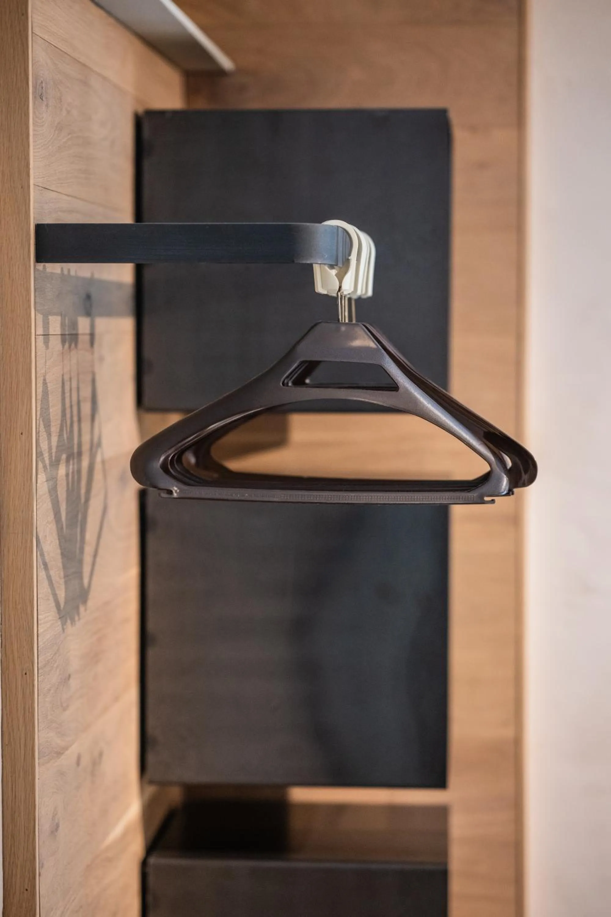 wardrobe in Hostellerie La Claire Fontaine, Logis hôtels & Spa