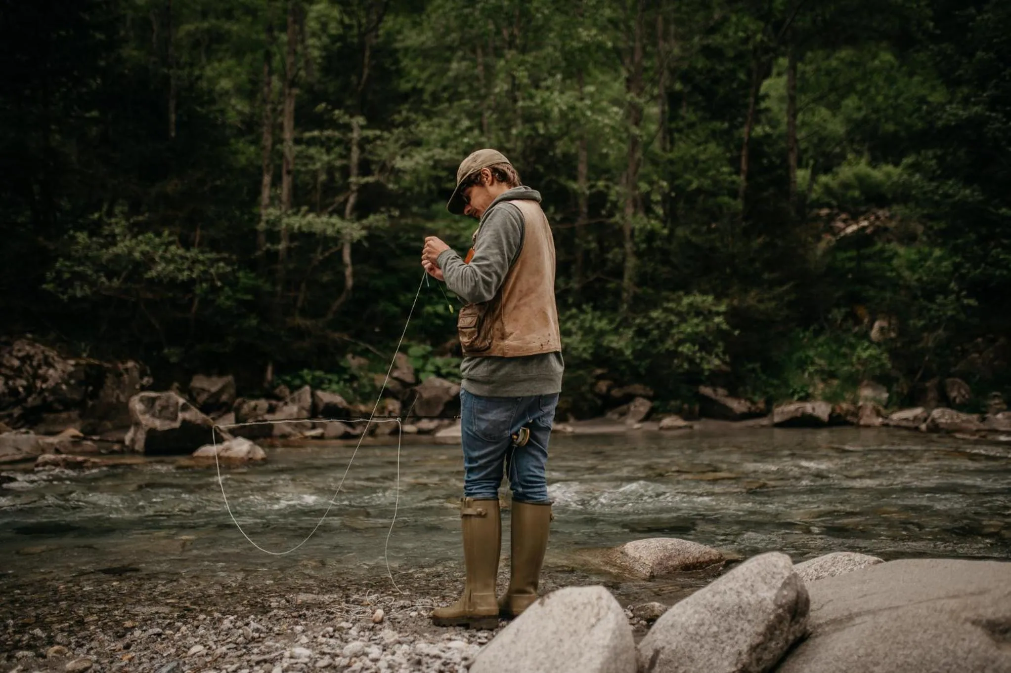 People in Mari Pop Hotel